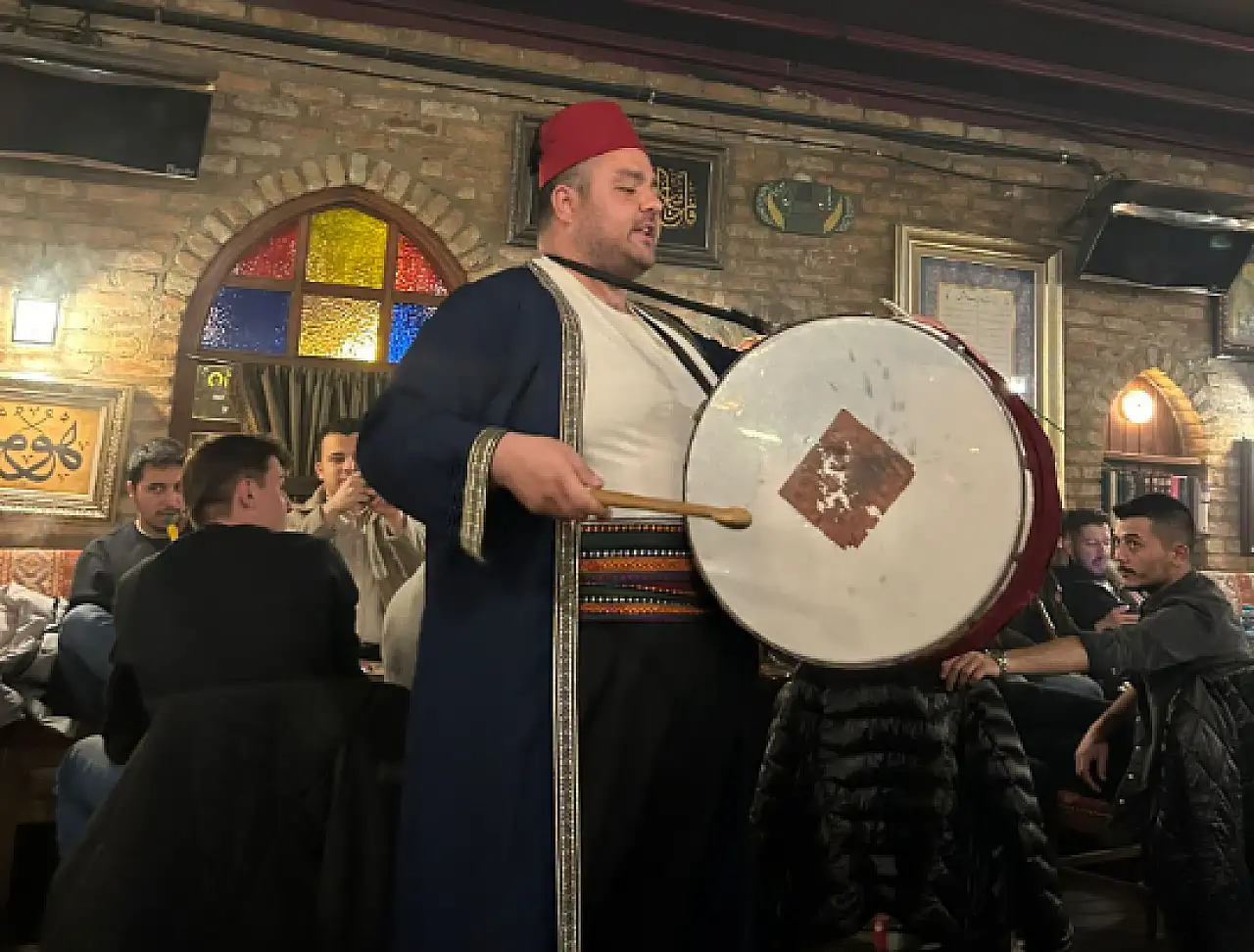 Muammer Kiriş: 'Ramazan'da geleneksel tiyatro kültürünü yaşatıyoruz'