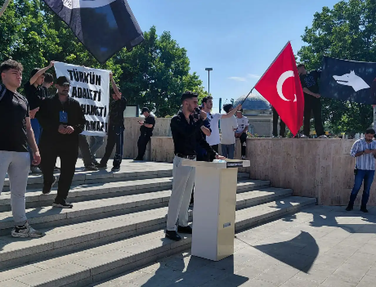 Konya'da tek yürek oldular: Çerçeve Yasa'ya karşı yürüyüş