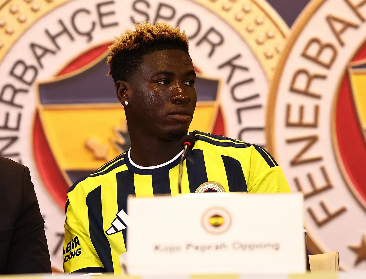 Fenerbahçe, yaz transfer döneminde 5 oyuncuyu transfer etti