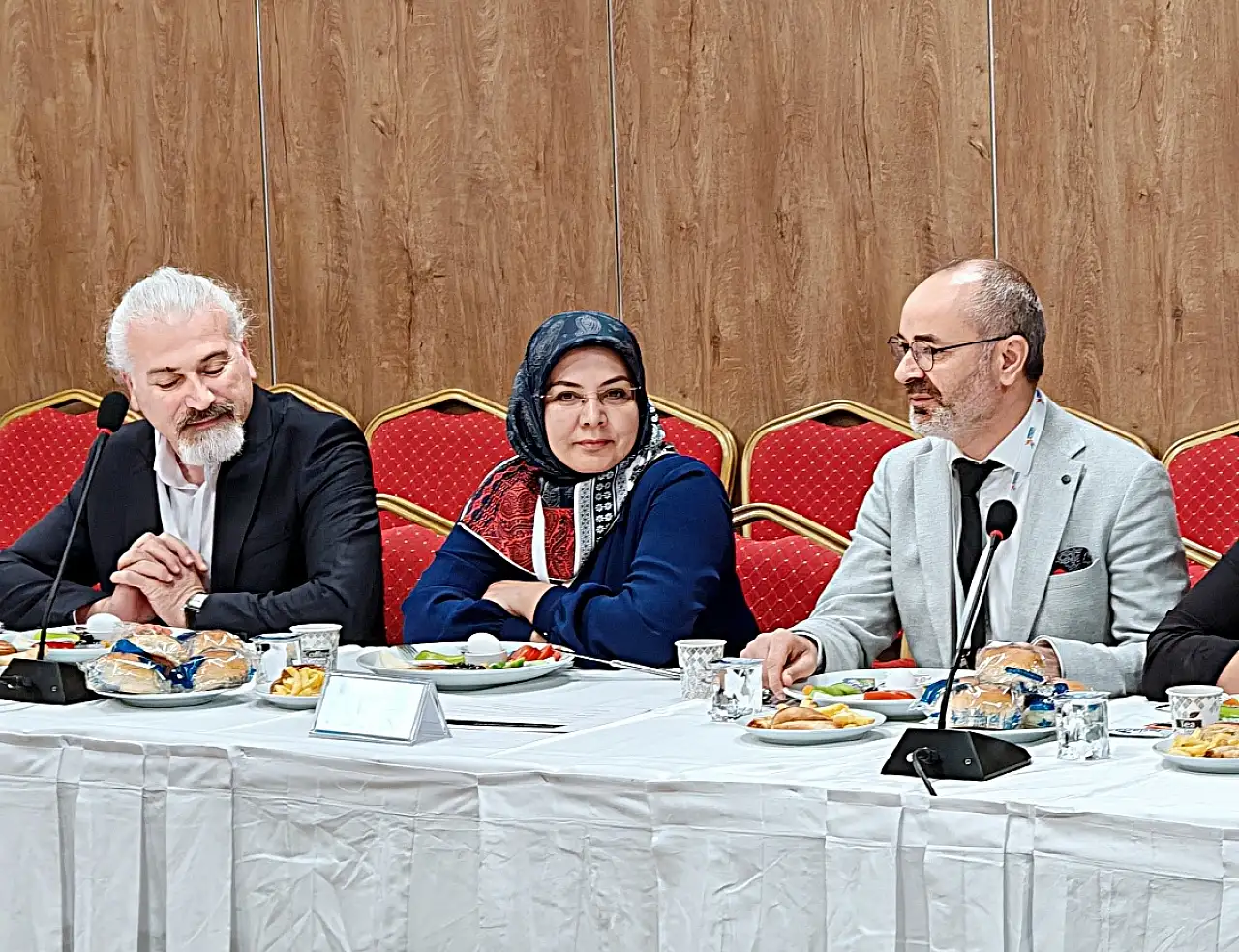 KTÜN, Teknik Üniversiteler Birliği'nin Lisansüstü Eğitim Çalıştayı'na katıldı