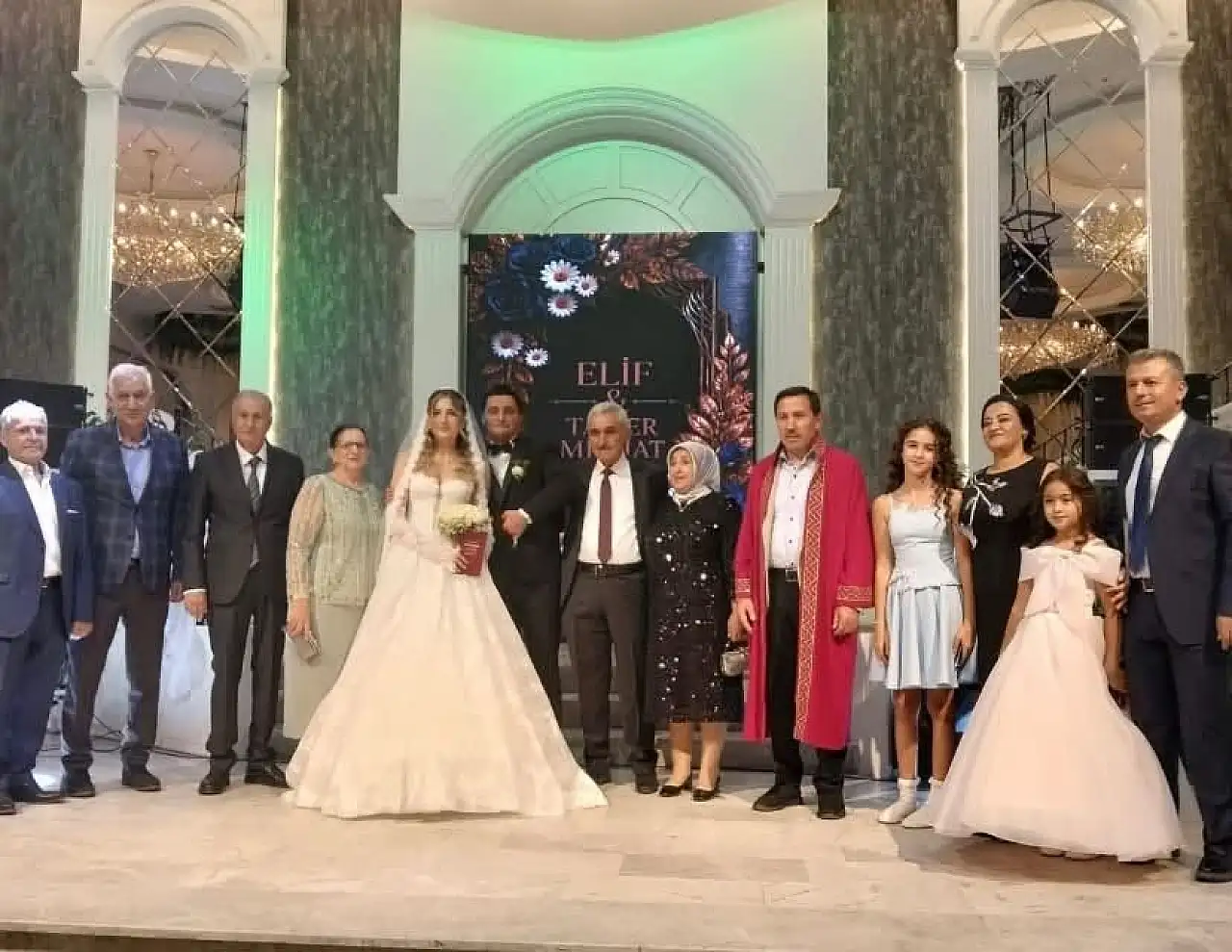 Karababa ve Maviş ailelerinin mutlu günü