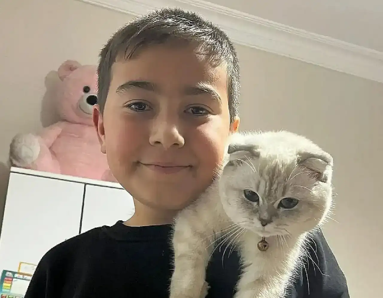 Doğum gününde yaşama tutunmaya çalışıyor!