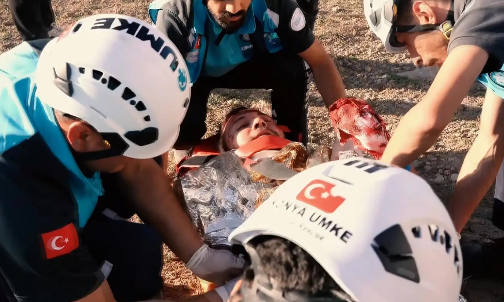 Hasan Dağı'nda heyelan alarmı! Konya'dan 30 UMKE gönüllüsü müdahale etti