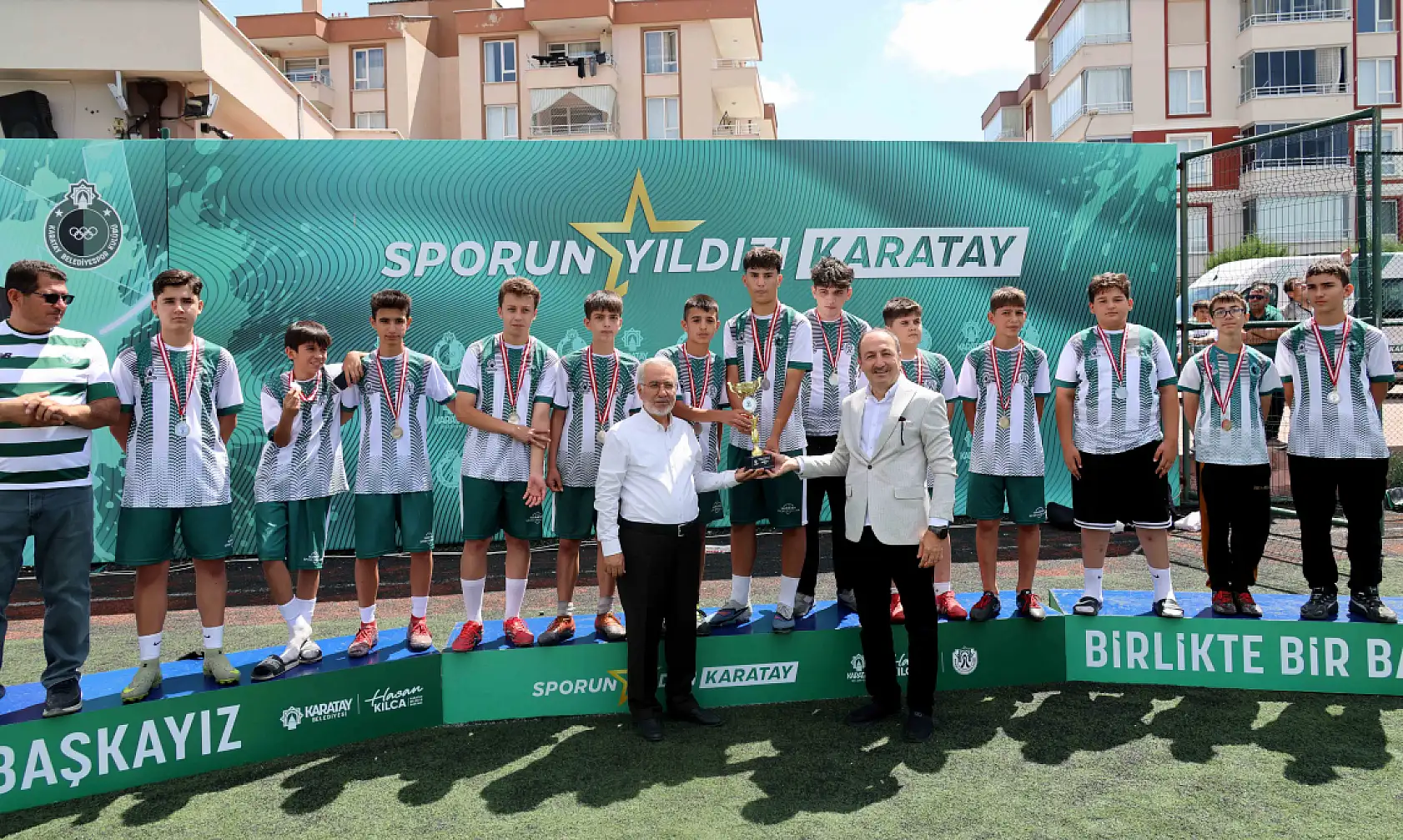 Karatay'da yaz tatili böyle geçiyor! Kur'an kursu öğrencileri kıyasıya yarıştı