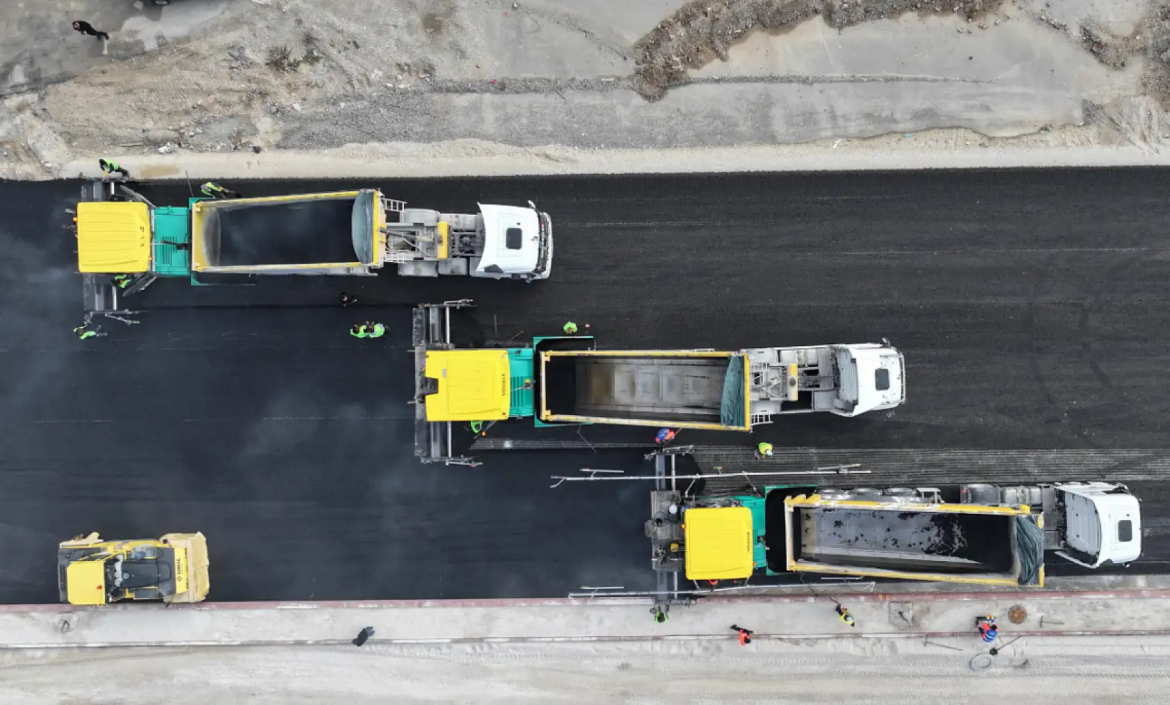 Konya'da tramvay hattı çalışmaları hız kesmeden sürüyor: Aslım caddesi'nde asfalt yenileme başladı!