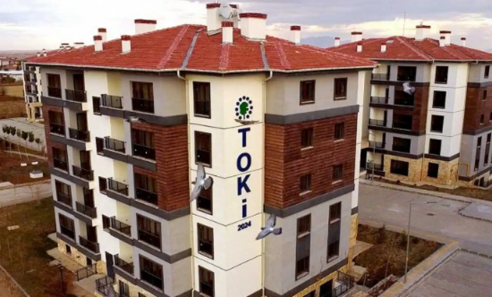 Konya'da TOKİ açık artırmasında Meram, Selçuklu ve Yunak'taki 36 iş yeri satışa çıkıyor