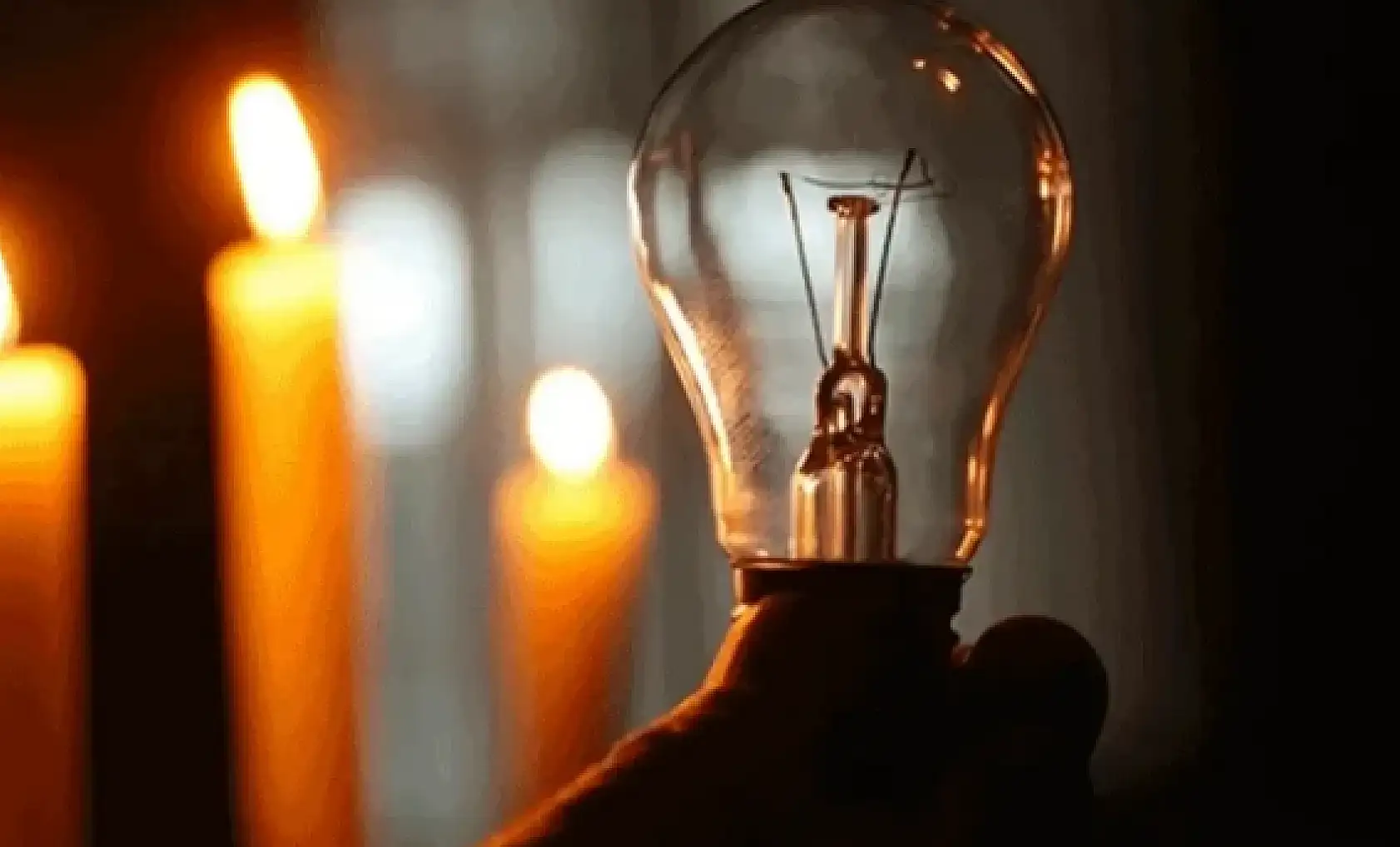 Konya'ya yeni haftaya elektrik kesintileriyle girecek: Birçok adres için uyarı verildi!