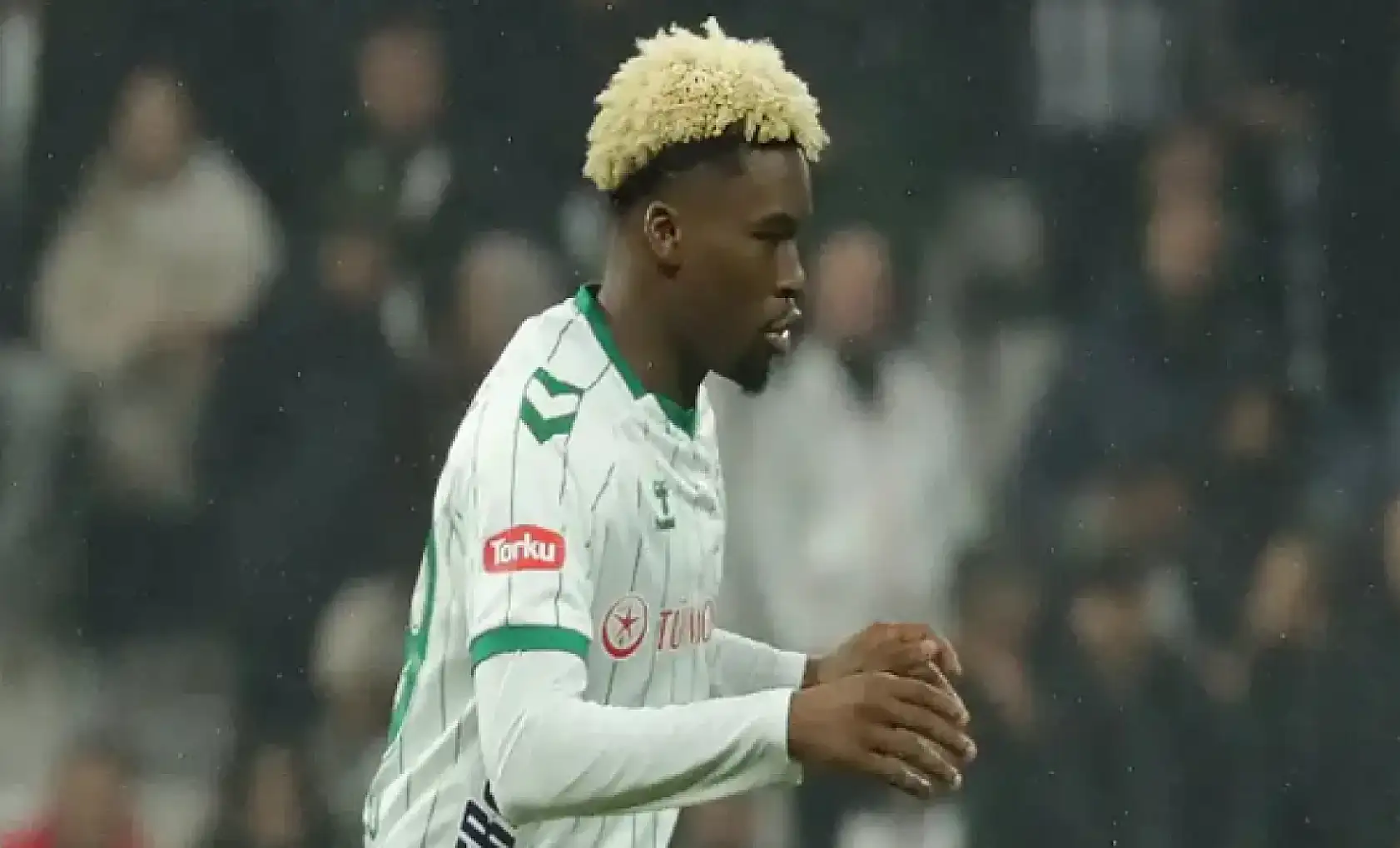 Konyaspor heyeti yıldız futbolcuyu finale yetiştirme derdinde: Durumu netleşti!