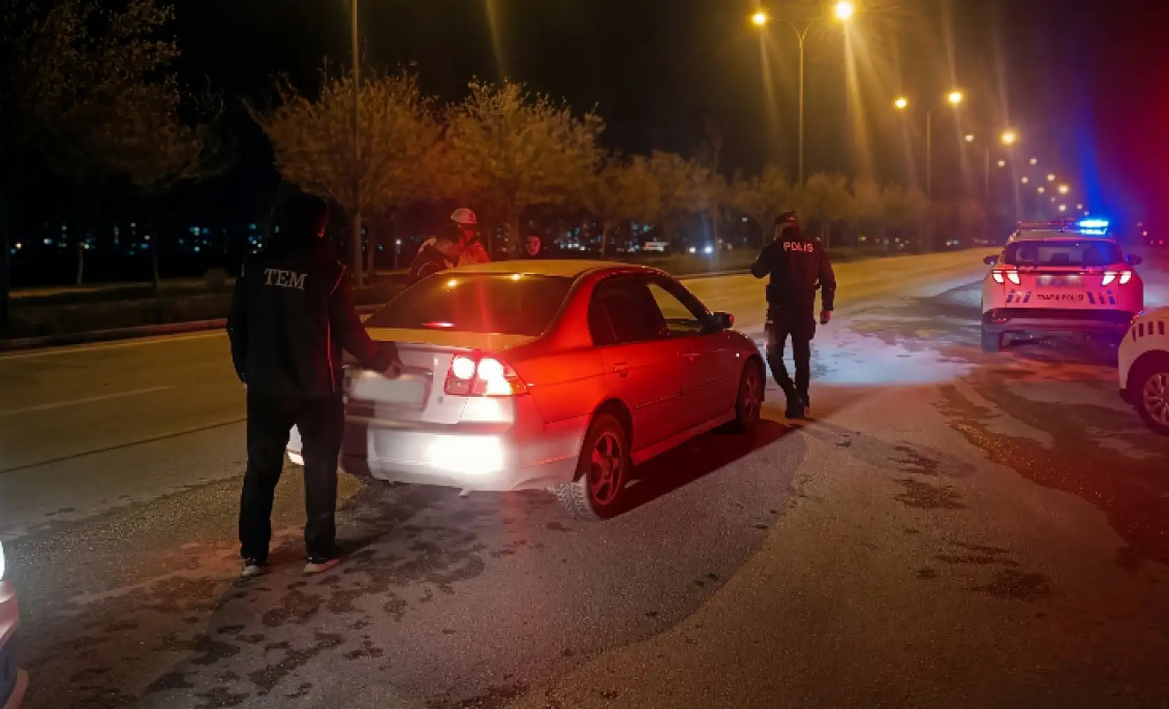 Konya'da 'Huzur-42/6' denetimi: Binlerce kişi sorgulandı, çok sayıda ihlal tespit edildi!