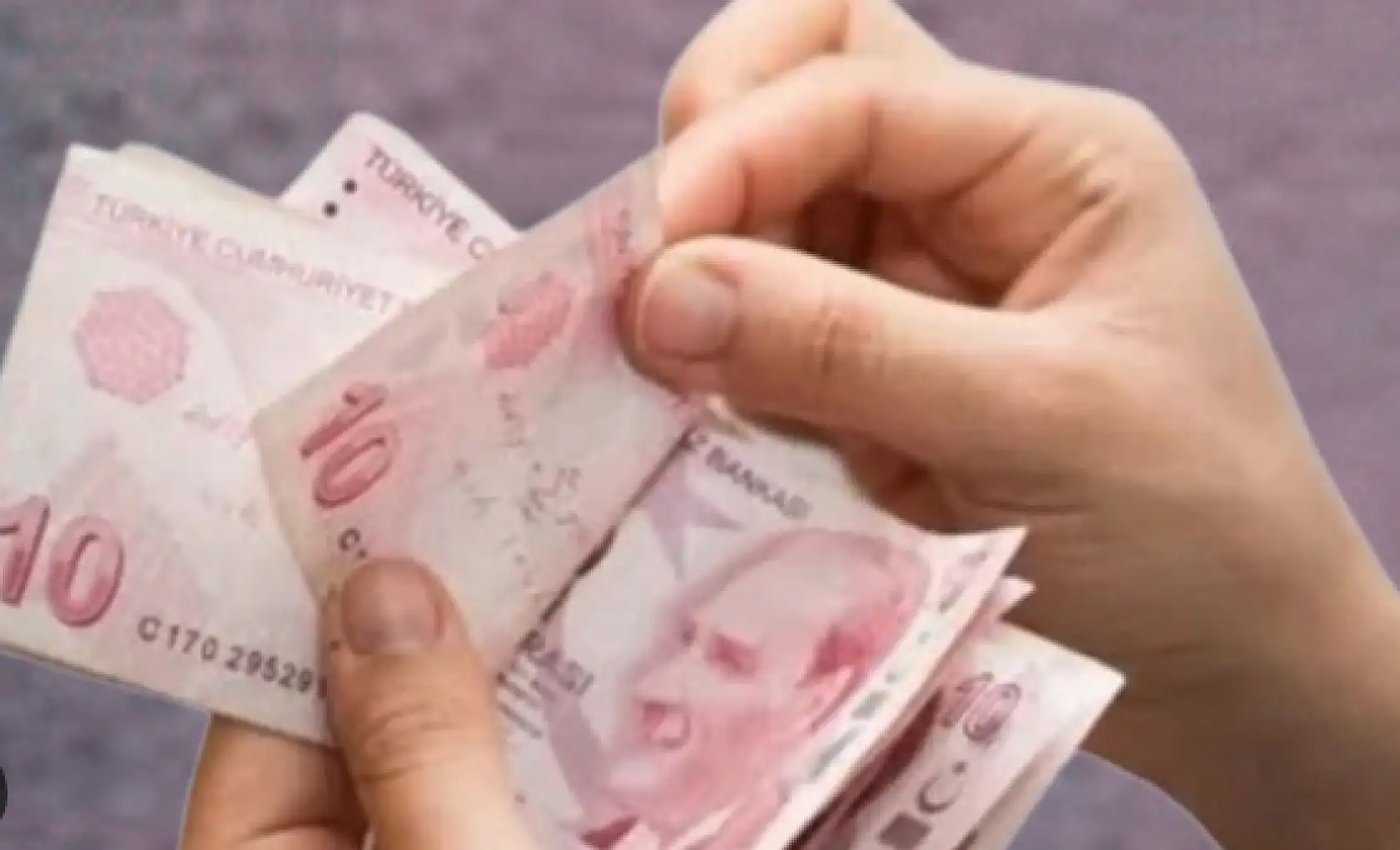 Eğitim yardımı artıyor: Öğrencilere 9 bin TL nakdi destek!