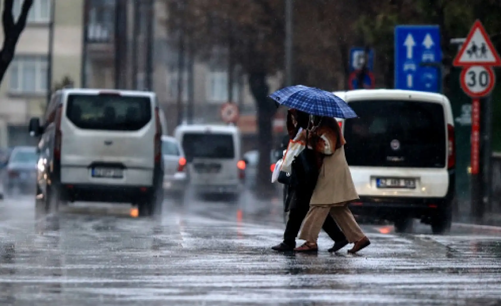 Konya yağış alarmı: 2 gün üst üste sağanak yağış bekleniyor!