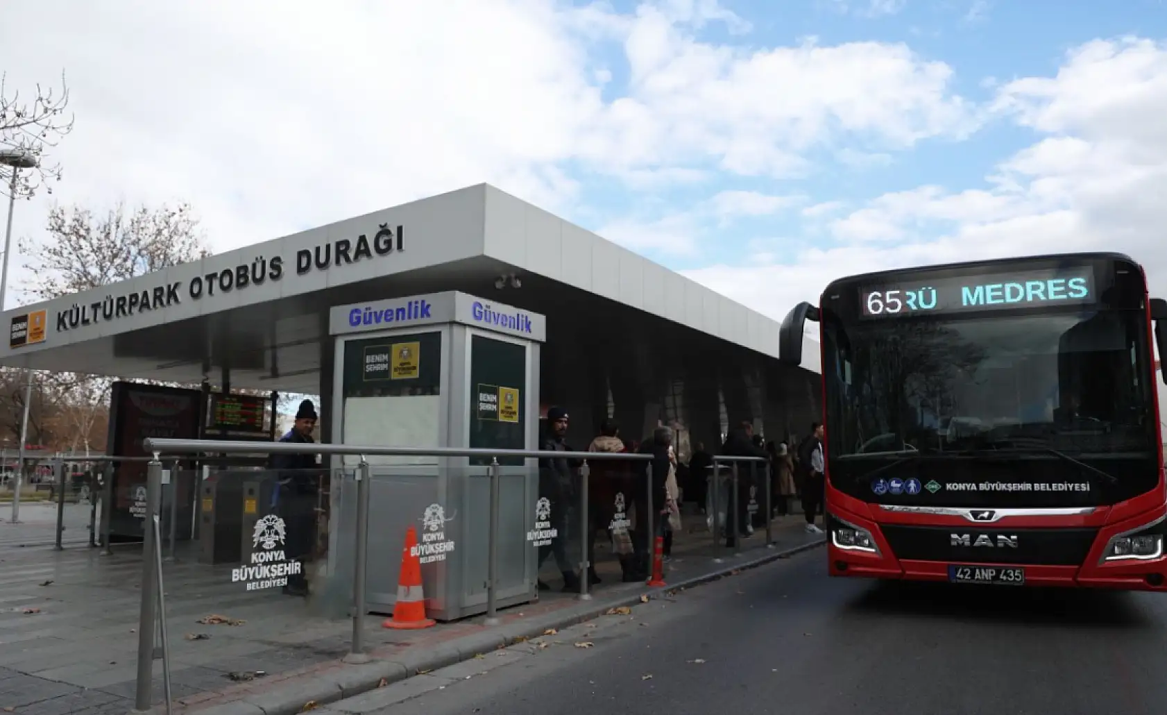 Konya'da öğrenci ulaşımı 9 lira: Türkiye'nin en uygun ücreti Konya'da