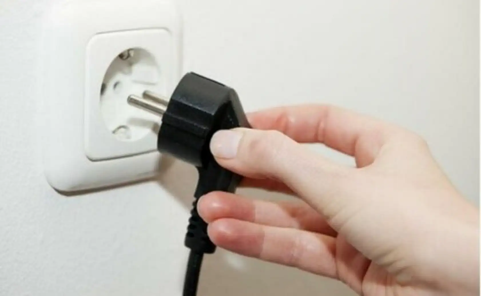 Elektrik faturanız neden yüksek geliyor? Prize takılı kalan cihazlar cebinizi yakıyor