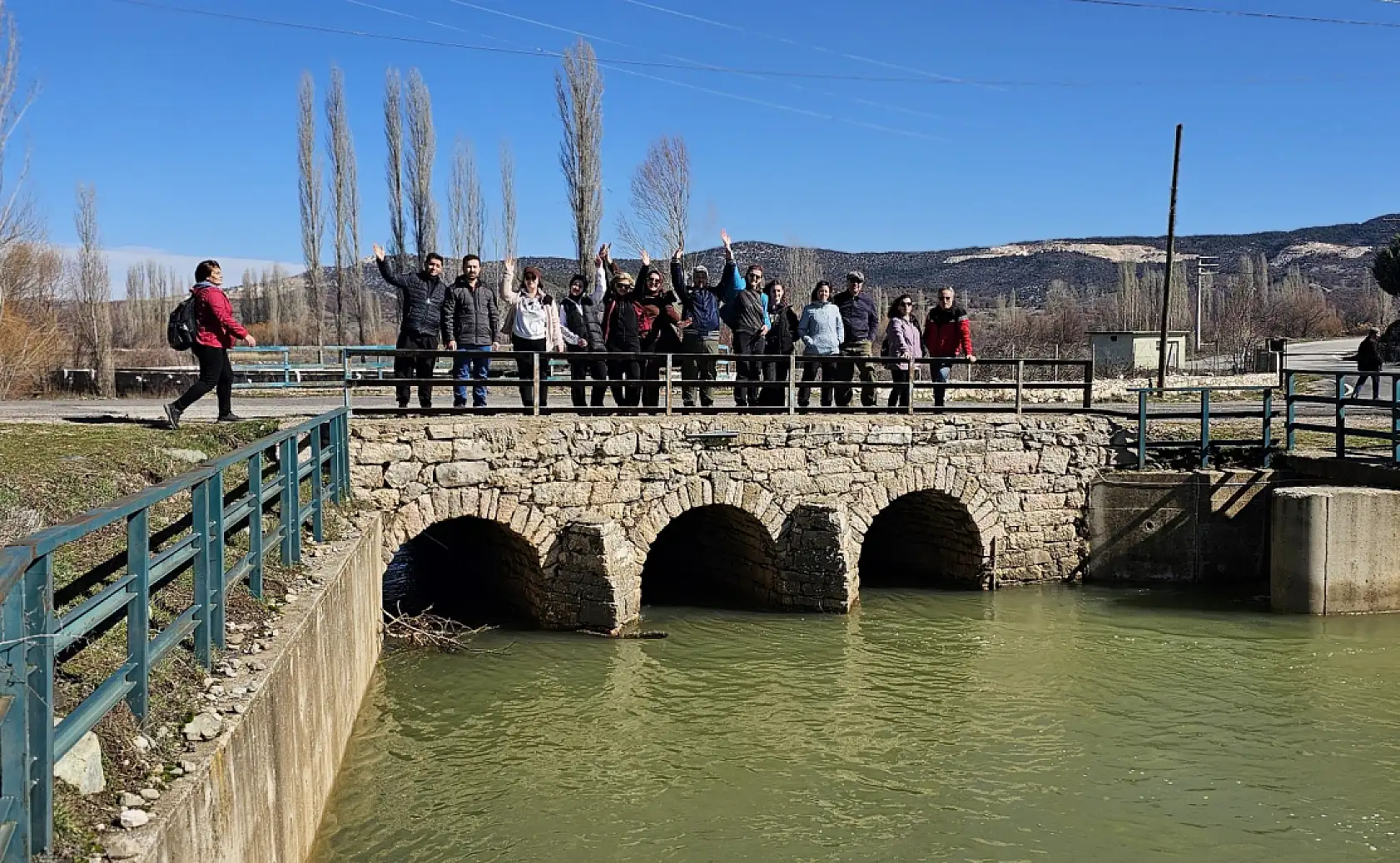 Konya'da kış ortasında bahar yaşandı, vatandaş keyfini böyle çıkardı
