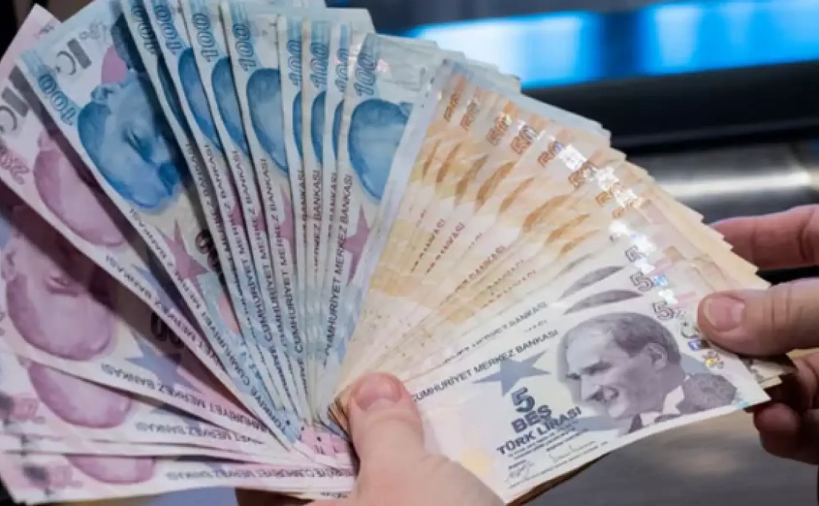 Eğitim yardımı artıyor: Öğrencilere 9 bin TL nakdi destek!