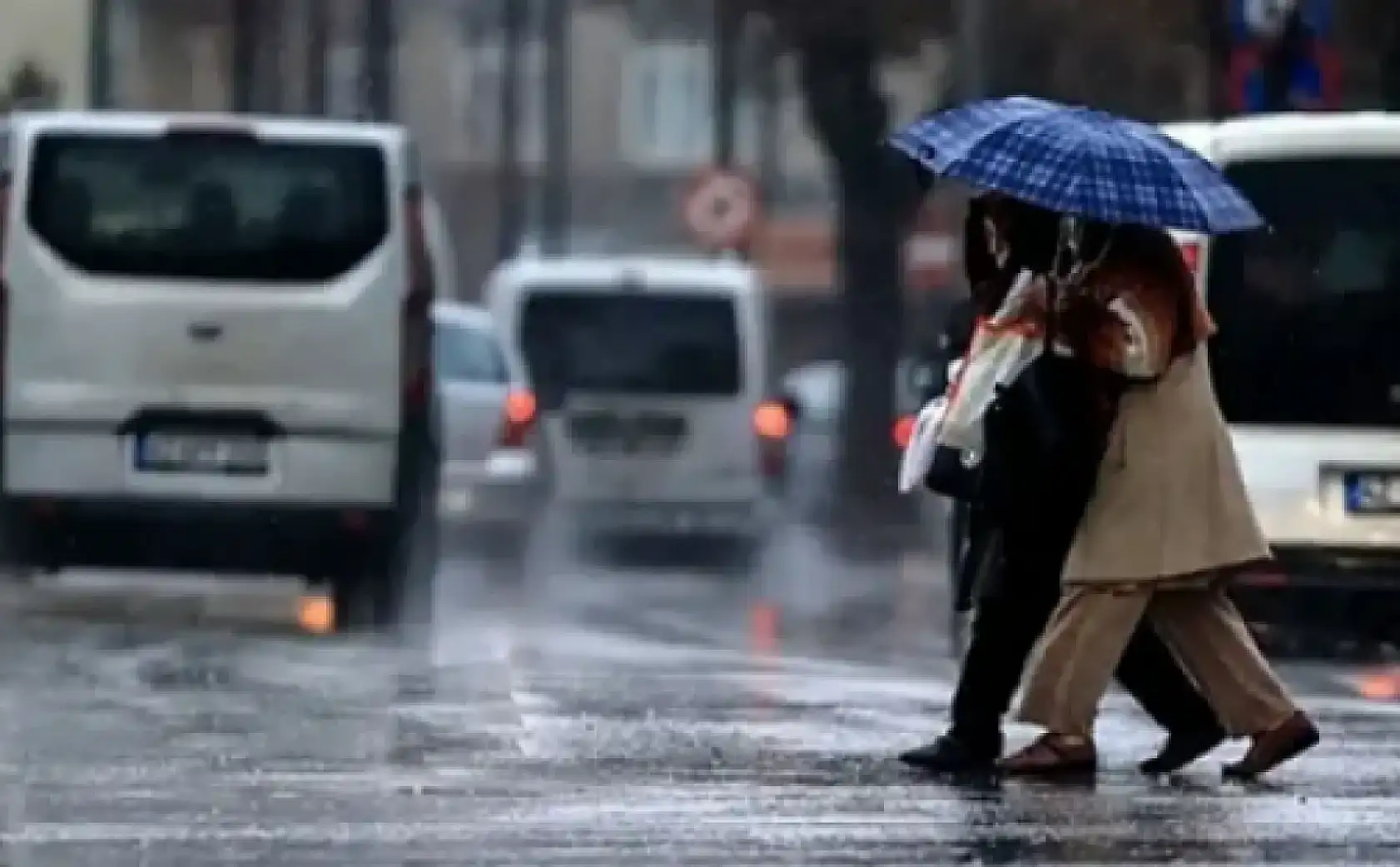 Konya'da yağışlı günler kapıda: Uyarı üstüne uyarı verildi!