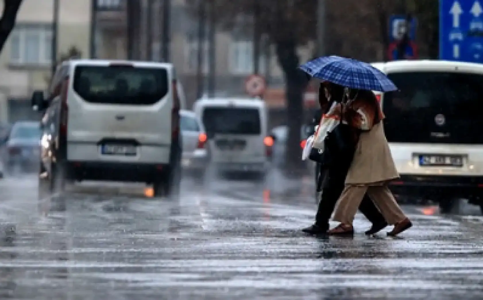 Konya'da gökgürültülü sağanak yağış beklentisi var!
