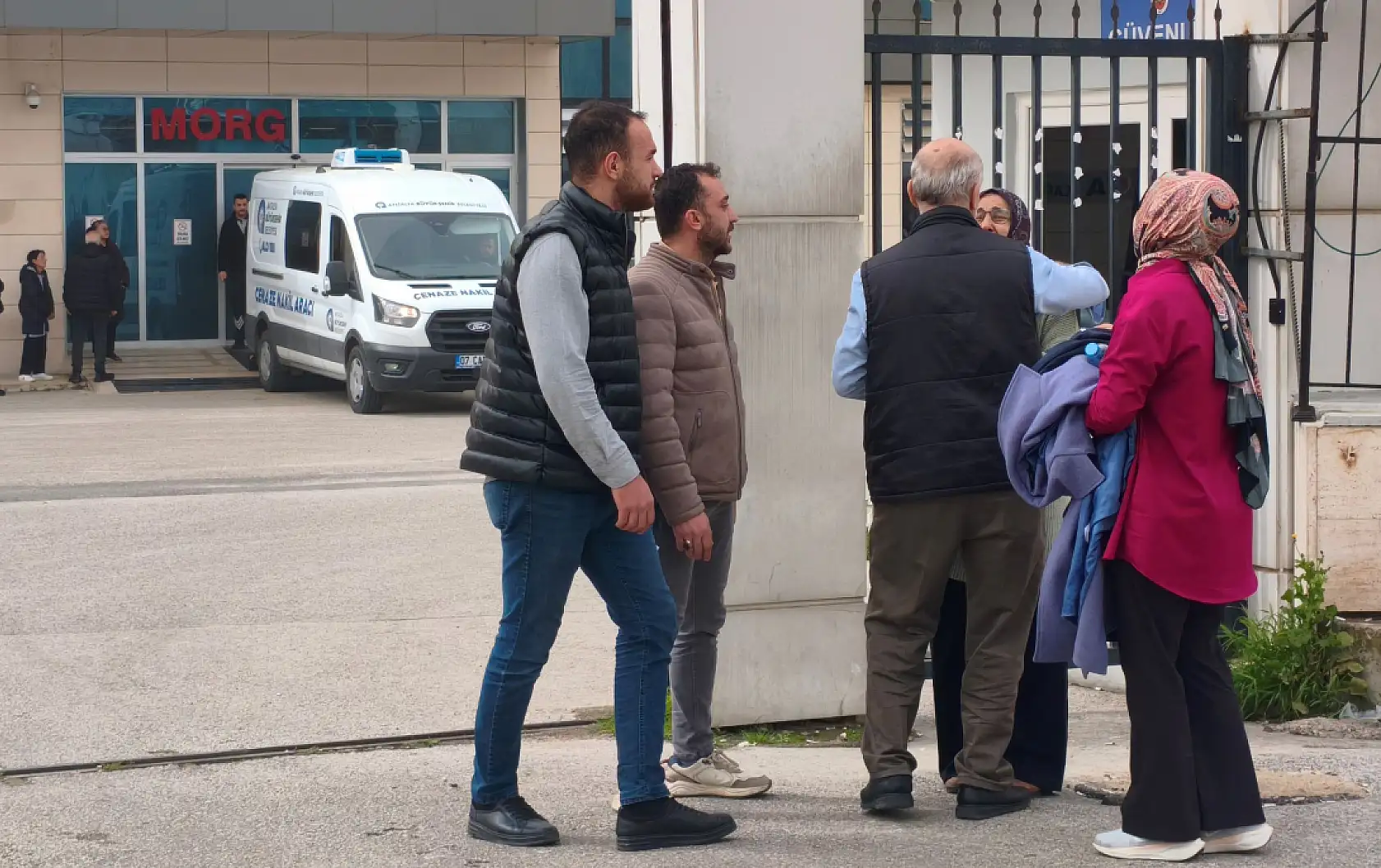 Konya yolundaki kazada acı veda: 6 yaşındaki Mila'nın cenazesi gözyaşlarıyla alındı
