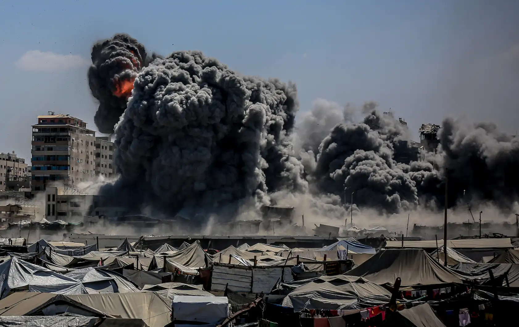 Gazze'deki 'Harmony Kulesi' bombalandı