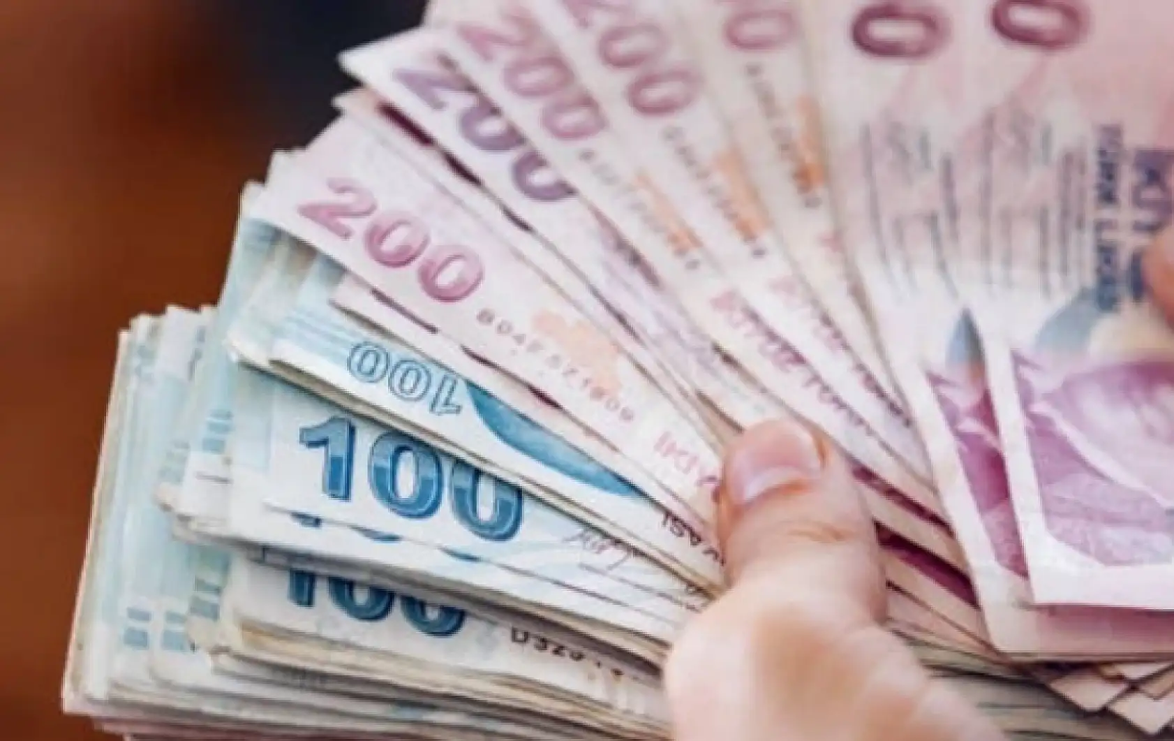Bakanlık ihtiyaç sahibi ailelere destekte bulunuyor:  Gözler 15 Nisan'da