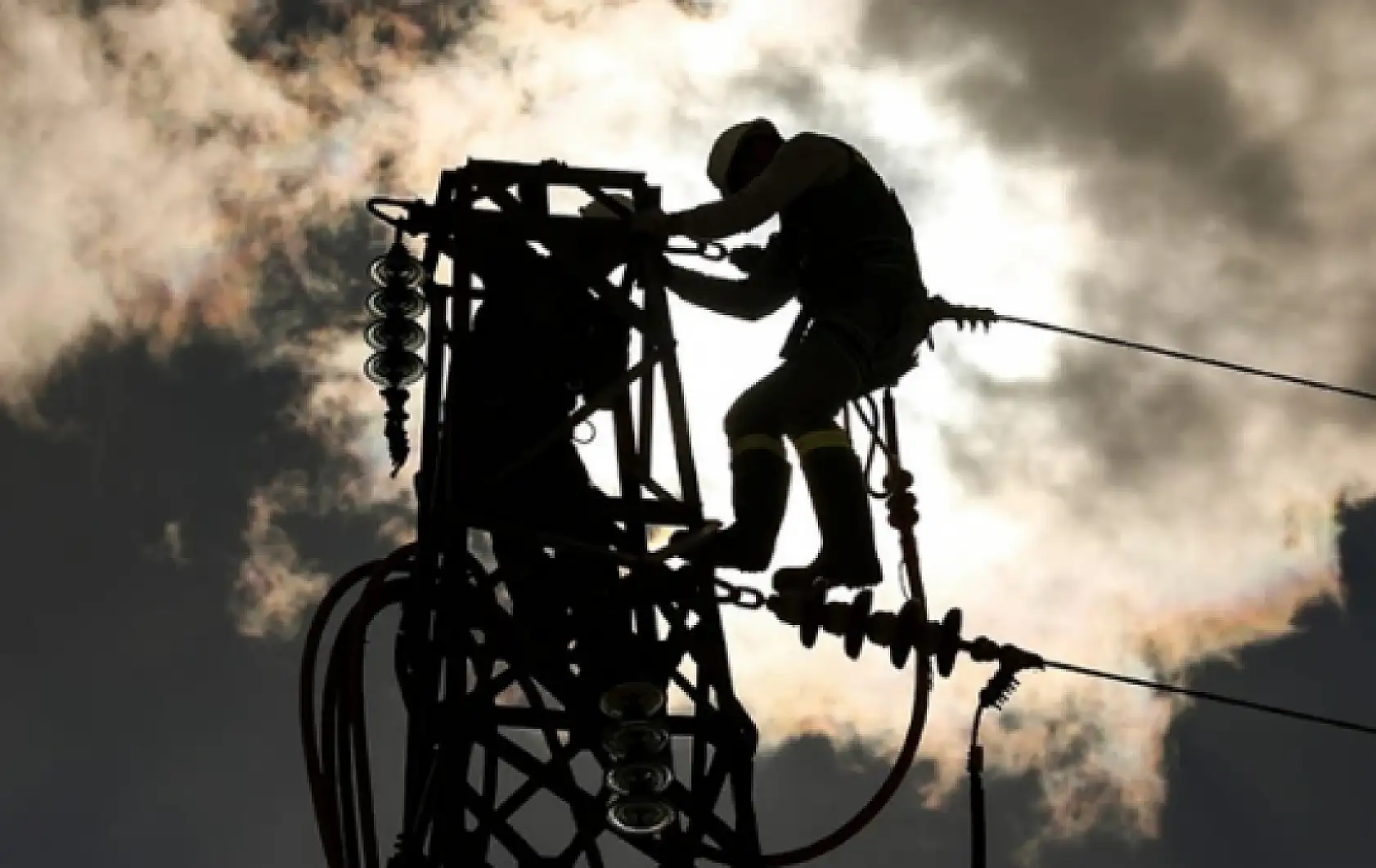 Selçuklu'daki çoğu adrese uyarı verildi: Elektrikler kesilecek!