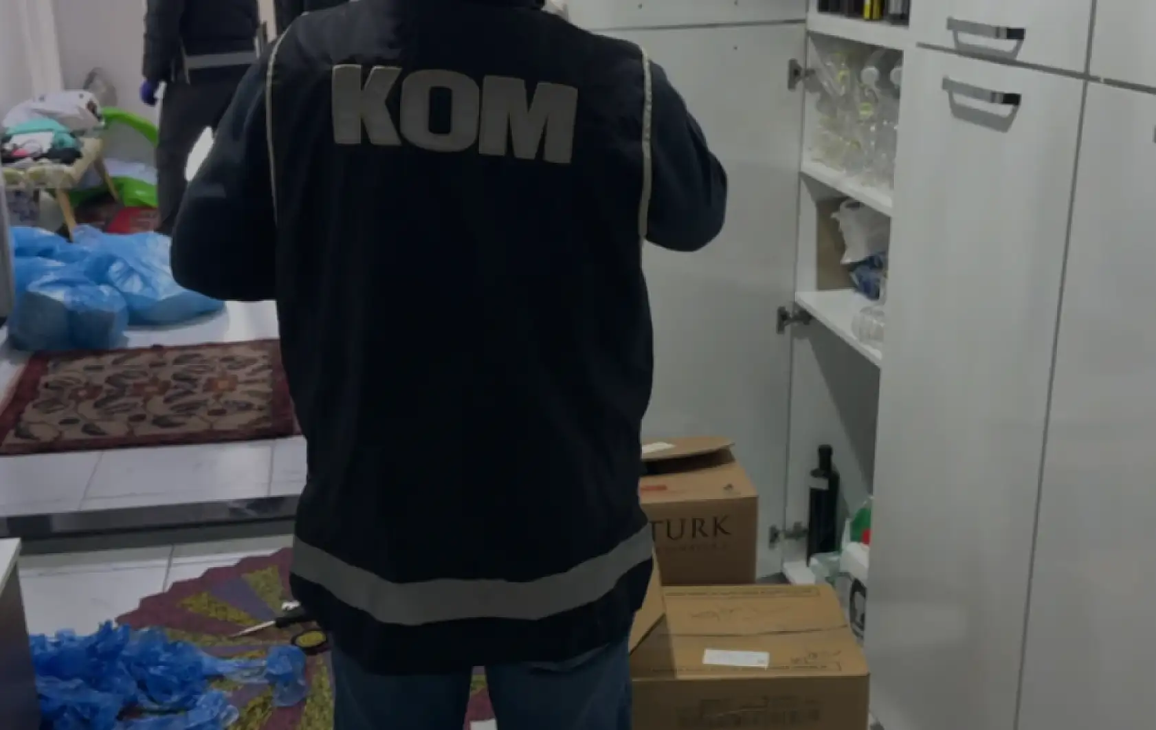 Konya'da kaçak klinik operasyonu: Evi eczaneye çevirmişler!