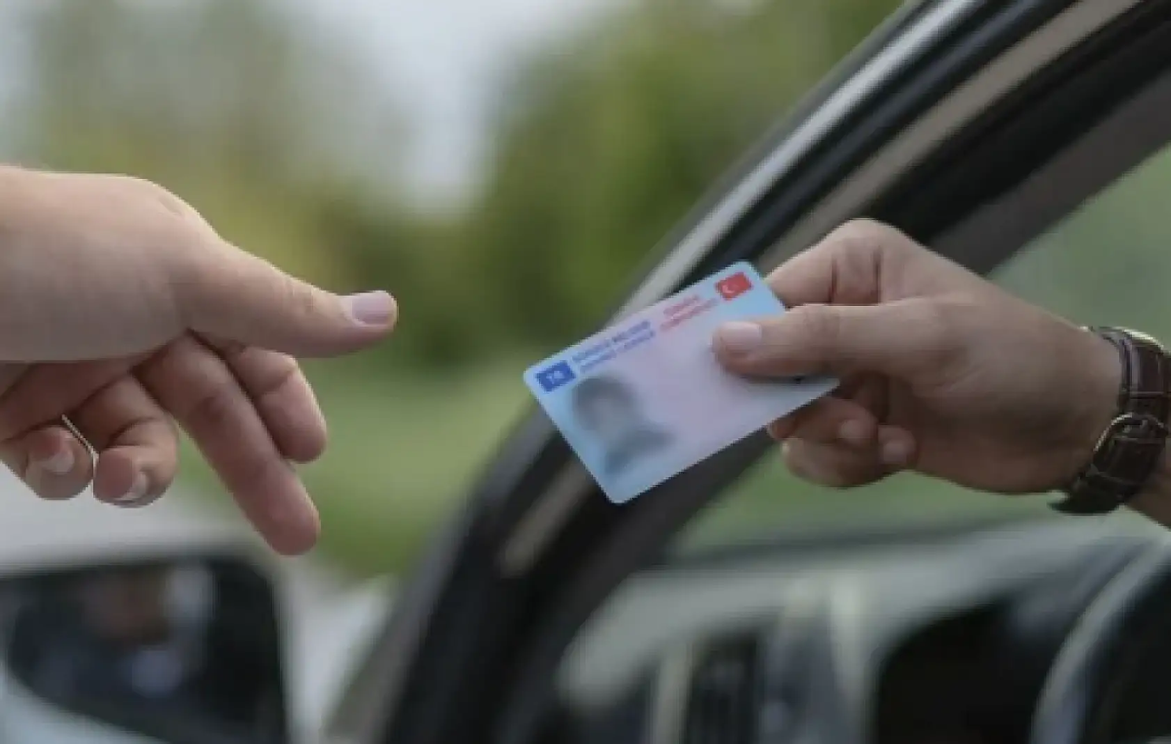 Ehliyet yenileyeceklere uyarı: Son tarih geldi, çattı!