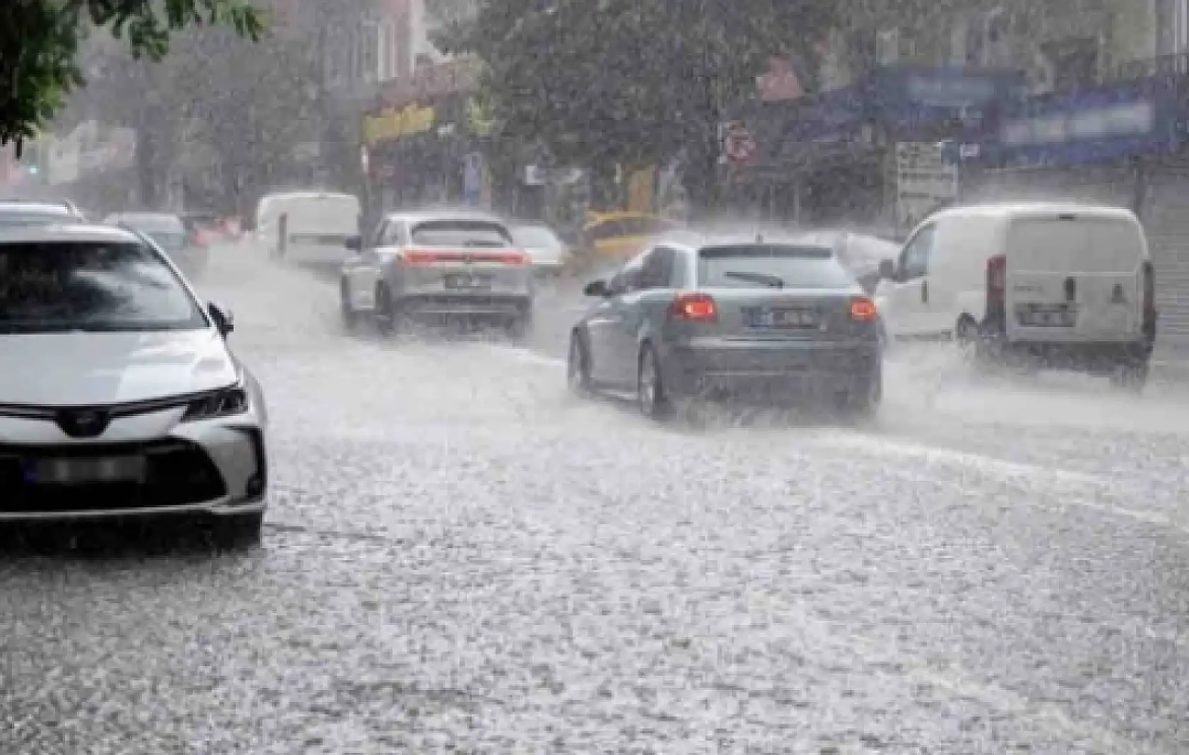 Konya için sağanak yağış uyarısı verildi: O günlere dikkat!