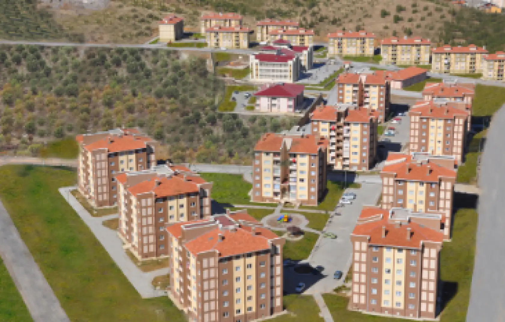 Konya'da TOKİ açık artırmasında Meram, Selçuklu ve Yunak'taki 36 iş yeri satışa çıkıyor
