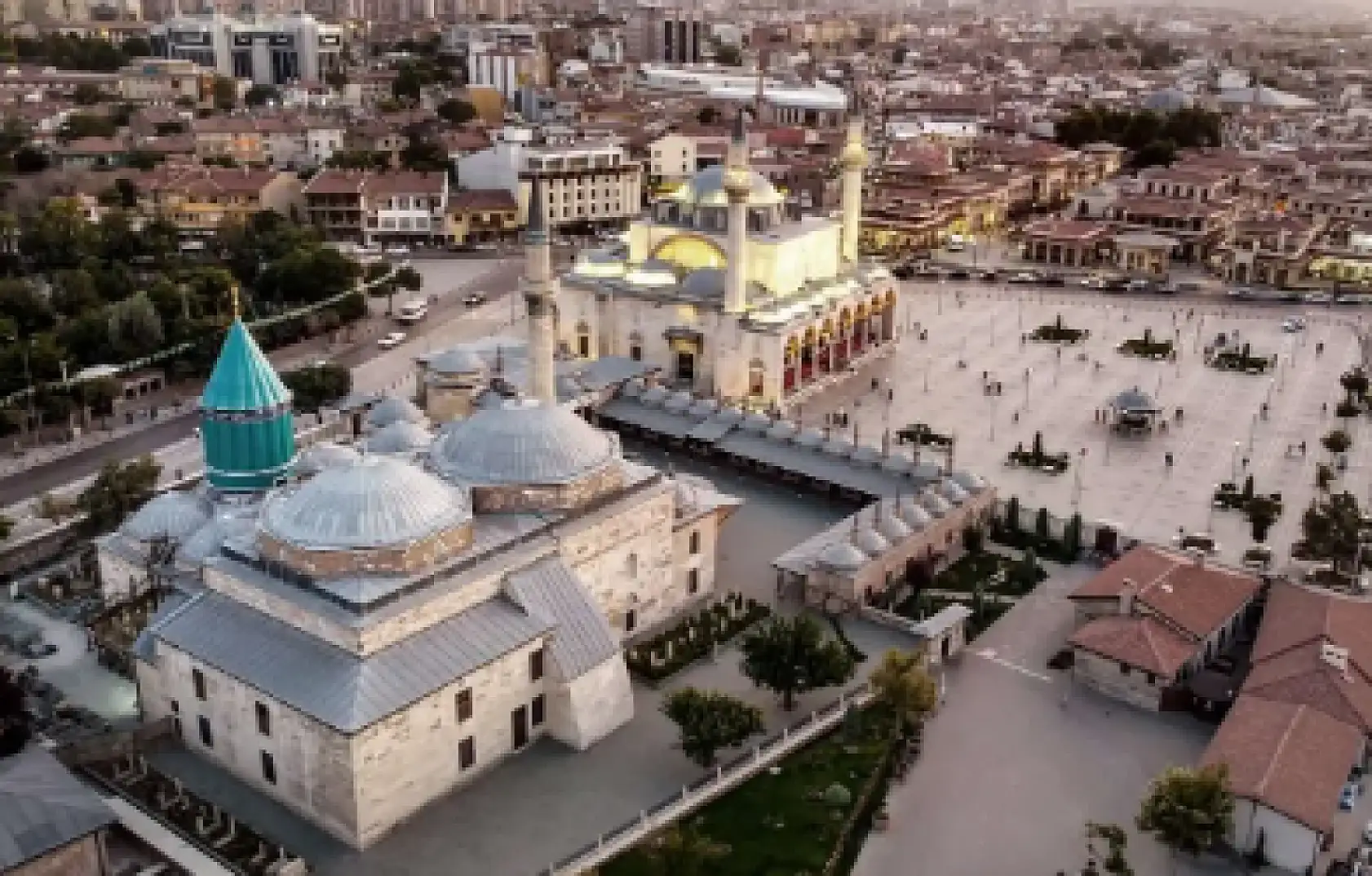 Konya'da bahar havası dalgalı seyrediyor: Yağış ve güneş bir arada