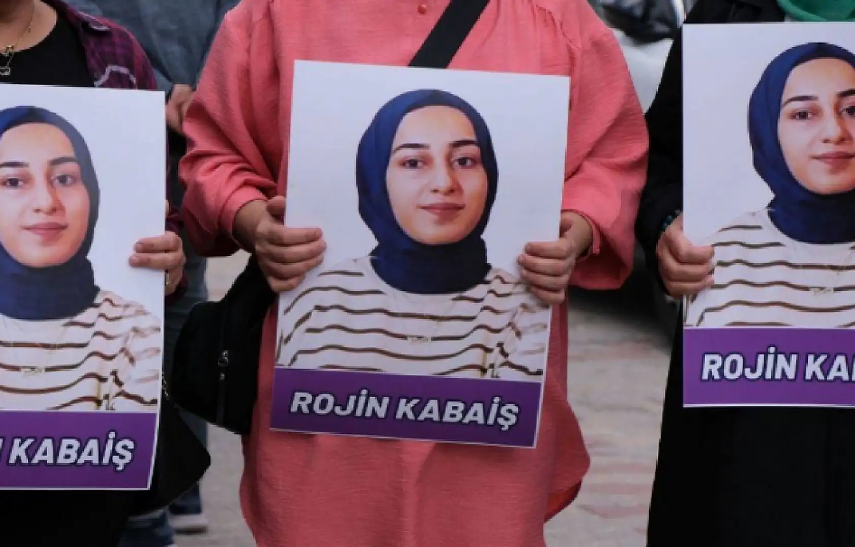 Esrarengiz cinayet sonrası öğrenciler ayaklandı: Masalara vurarak adalet arıyorlar!