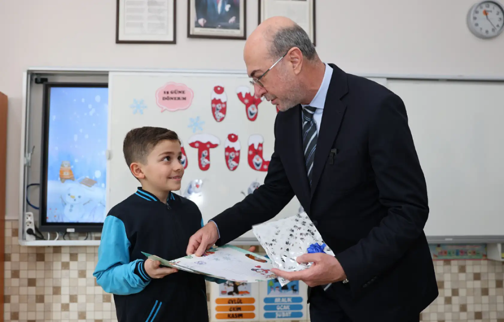 Konya'da öğrenciler karne sevinci yaşadı