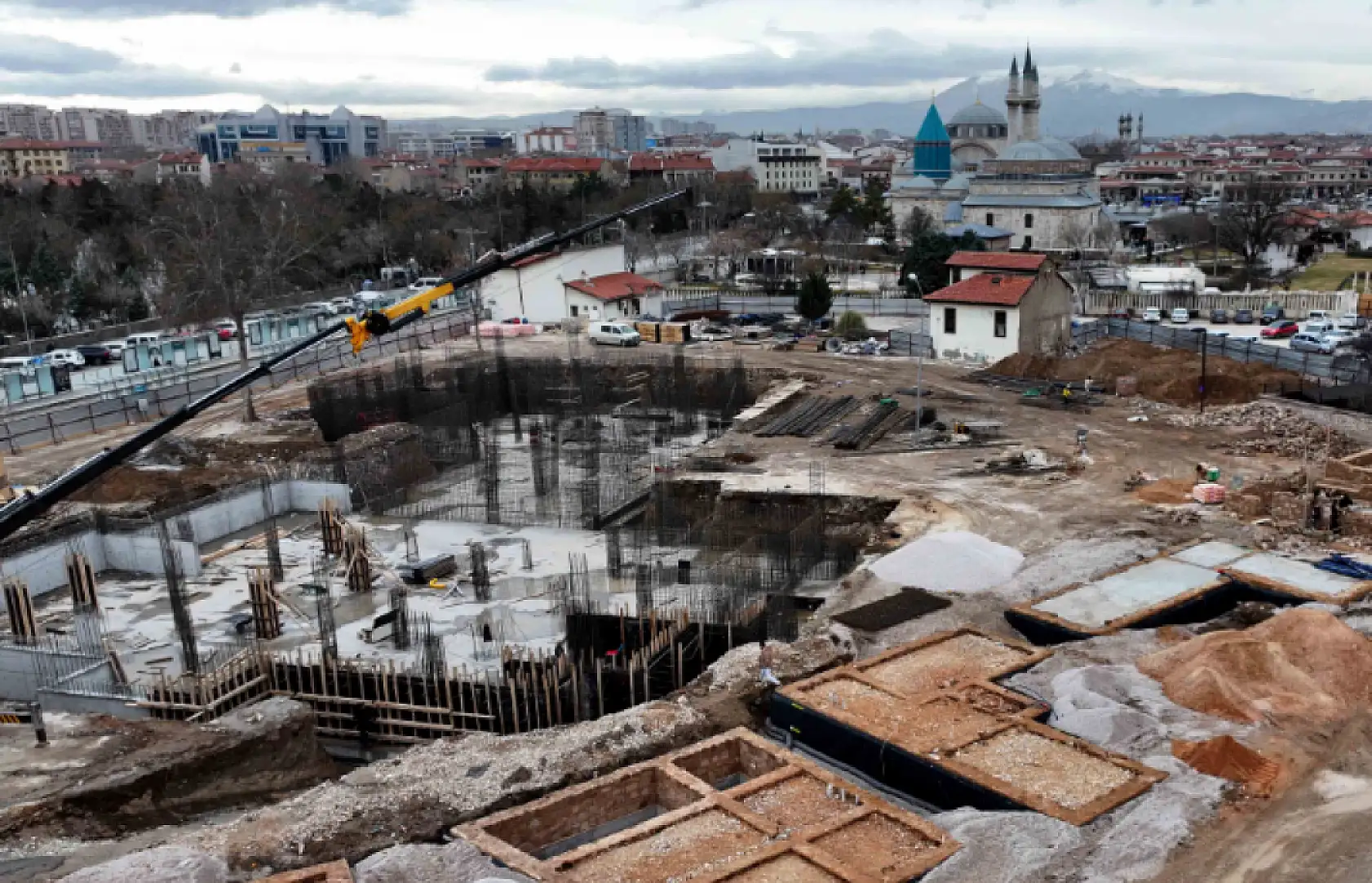 Karatay'da 6 tescilli yapı aslına uygun şekilde yeniden inşa ediliyor