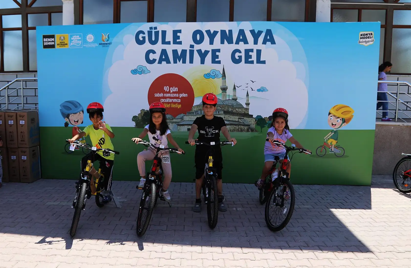 Konya'da 40 gün camiye giden büyük ödülün sahibi olacak