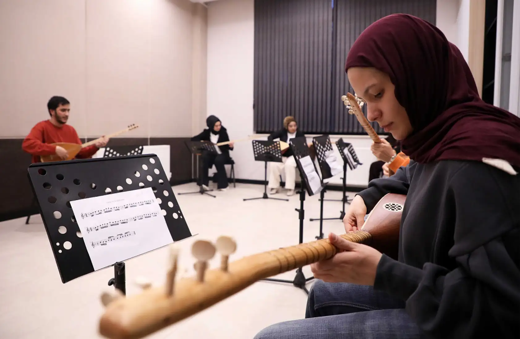 Karatay'da gençliğe yatırım: 549 öğrenci 19 branşta eğitim alıyor