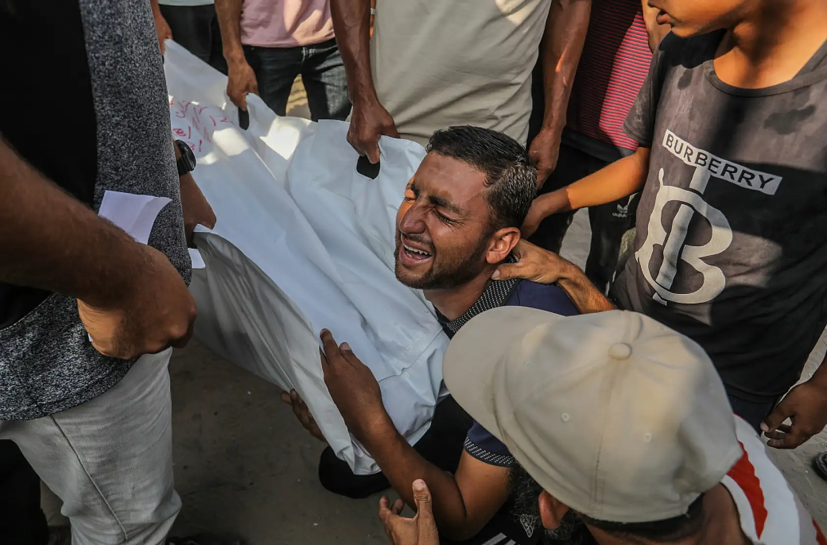 İsrail ordusu zulme devam ediyor