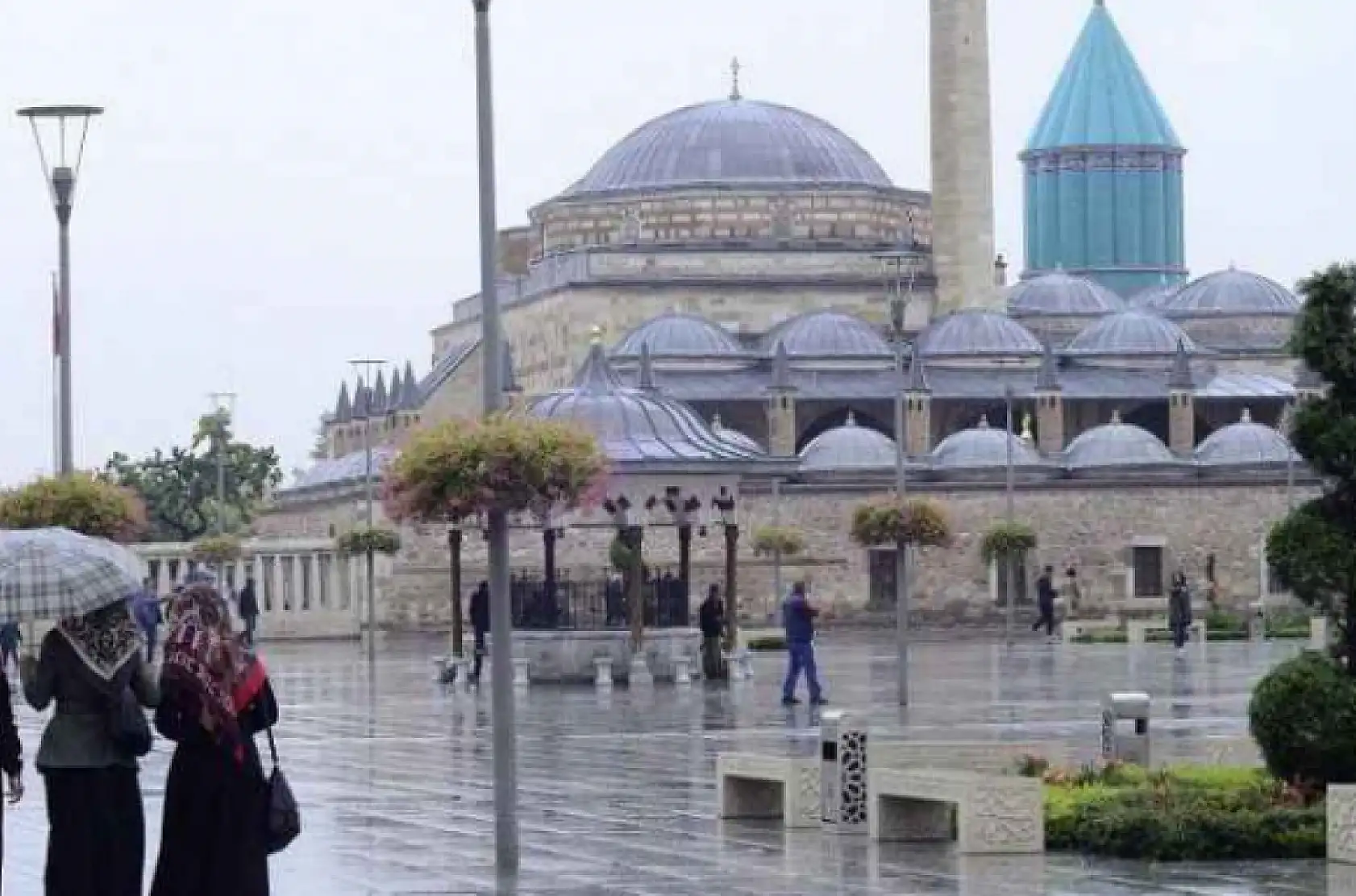 Konya'da sağanak yağış var: 2 gün zorlu geçecek!