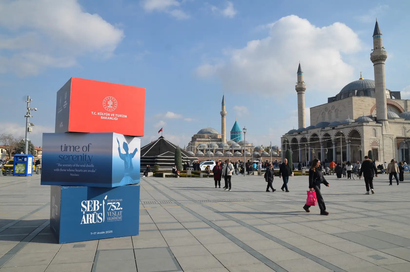Vuslat günlerinde Konya'da yoğunluk: Mevlana Müzesi doldu taştı