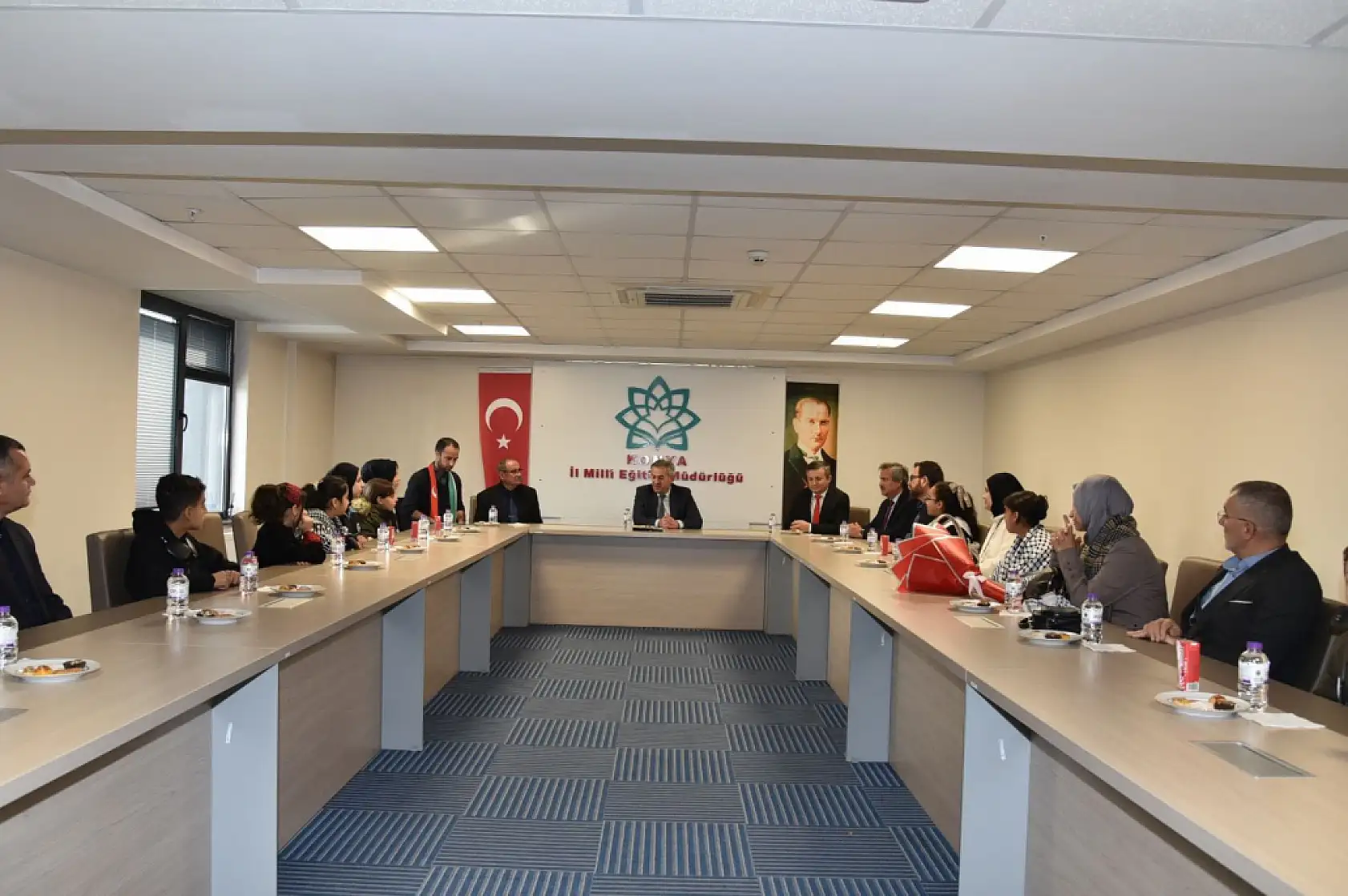 Gazzeli çocukların 'Sessiz Fırçalar'ı konuştu