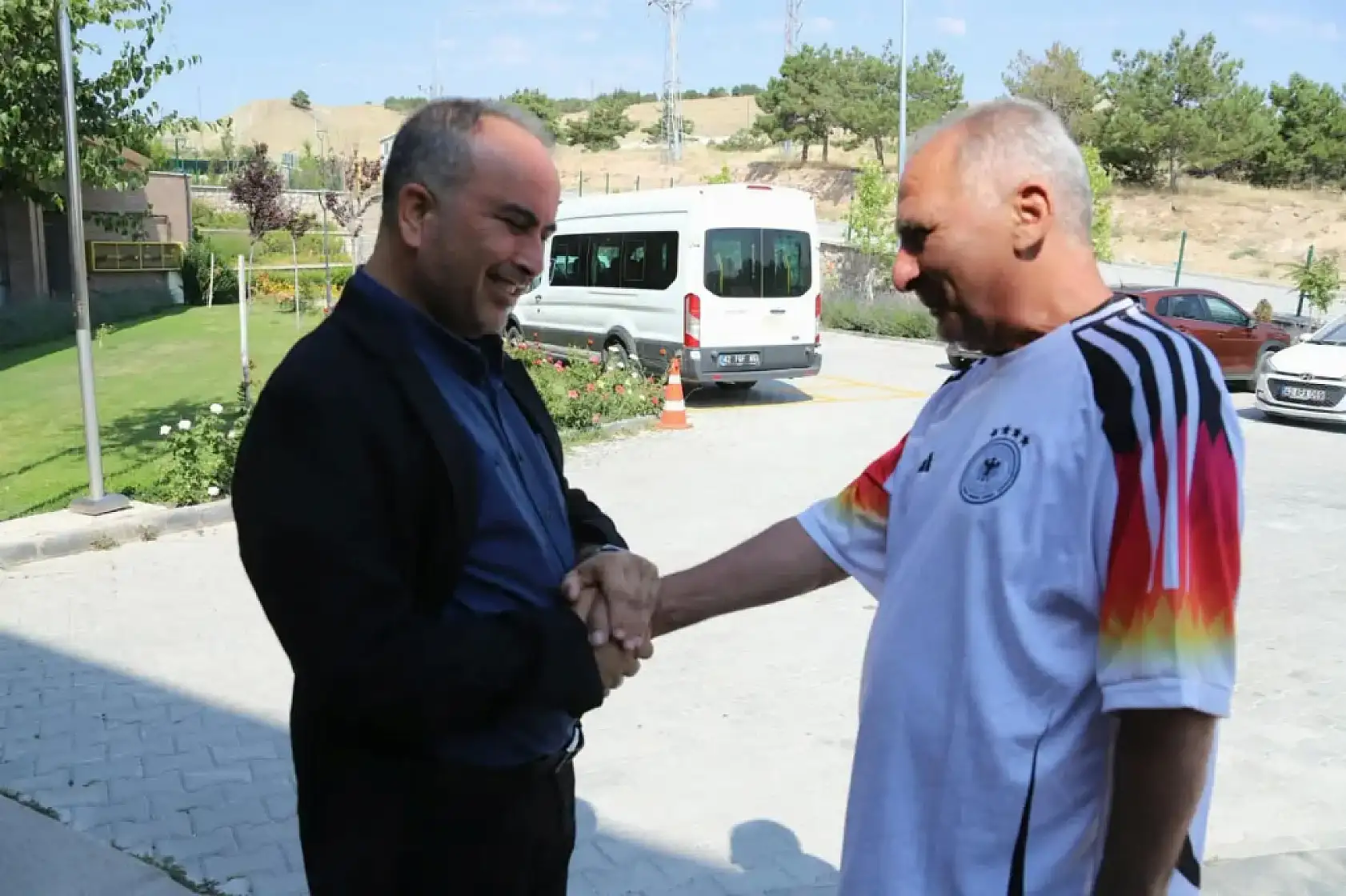 Konya'da huzurevi sakinlerine ralli heyecanı