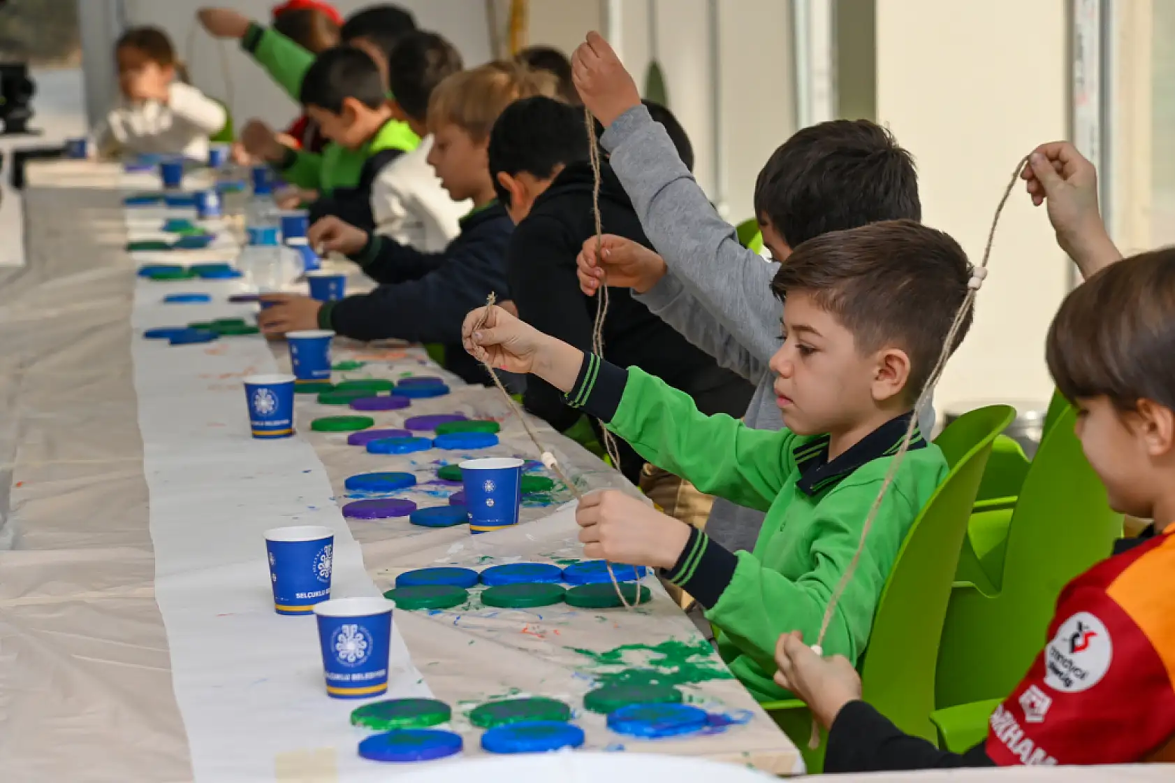 Konya'da minikler geri dönüşümü atölyede öğrendi
