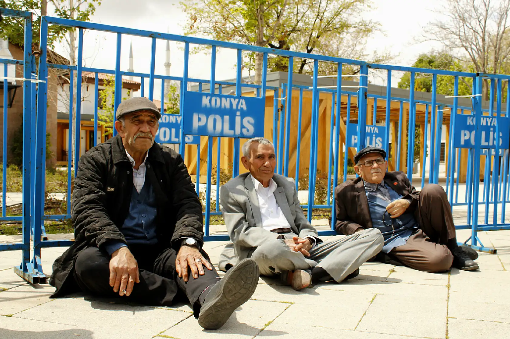 Konya'da yapılan CHP mitinginde basına yansıyan bazı renkli kareler!