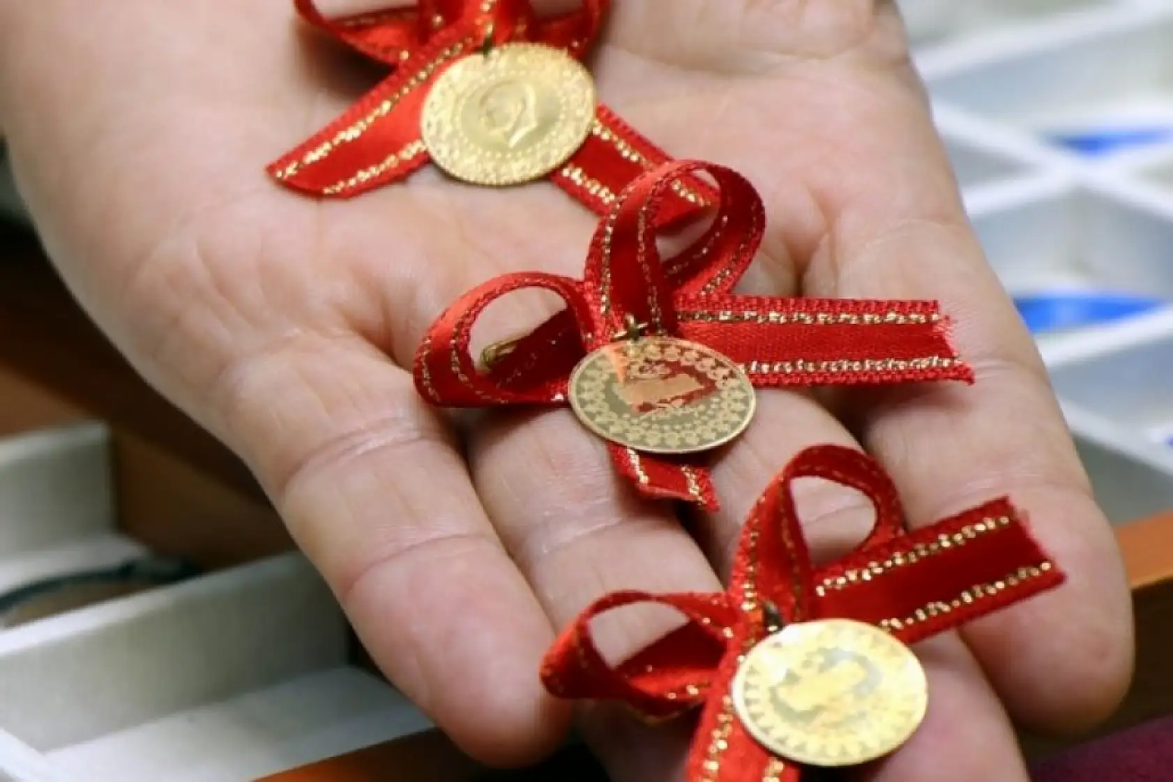 Çeyrek, gram ve yarım altın fiyatları bugün ne kadar oldu? 26 Ağustos 2024 güncel fiyatlar…