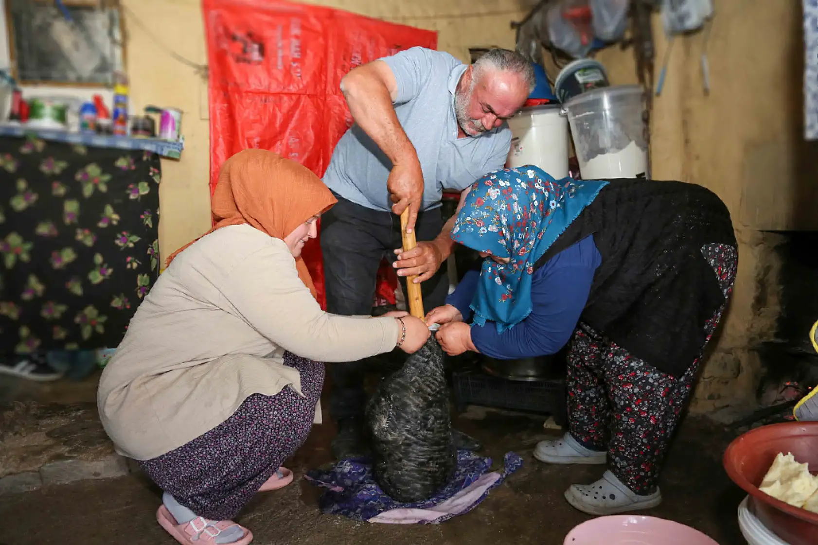 Konya'da yüzlerce yıllık sır yeniden mağaraya kapatıldı