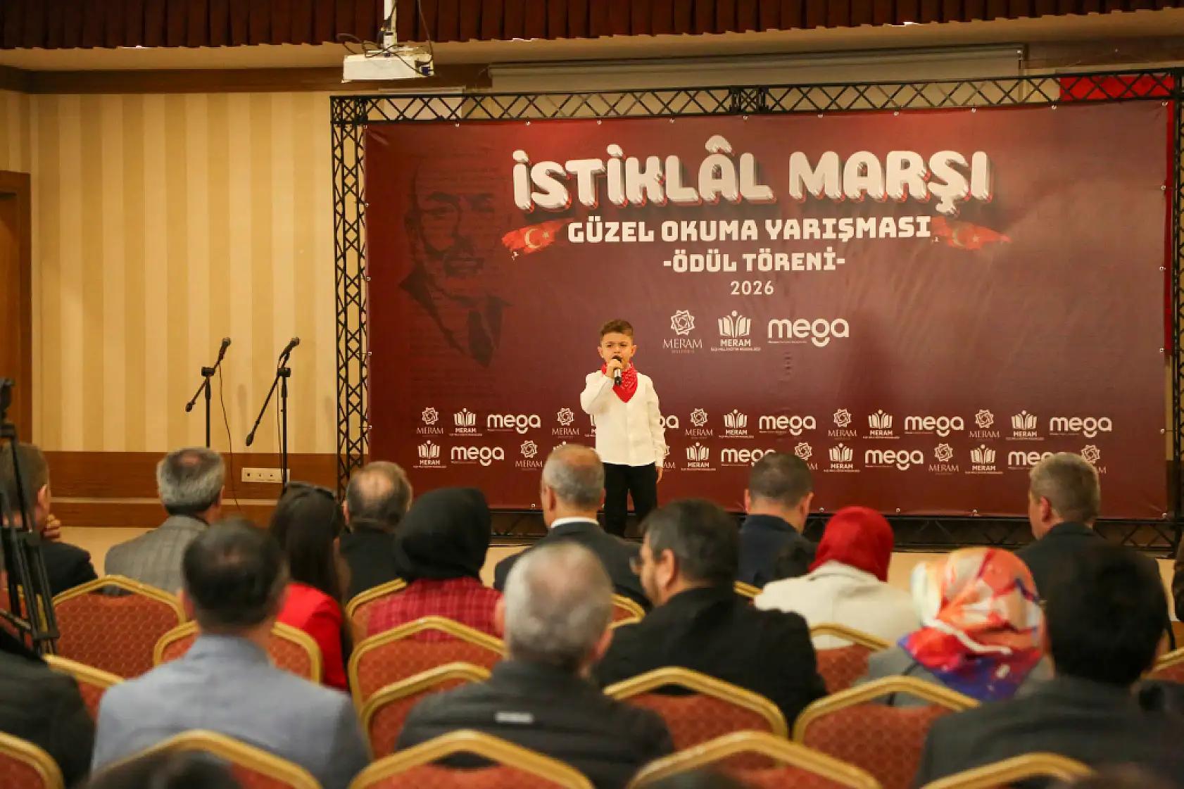 Konya'da minik seslerden büyük gurur: İstiklal Marşı yarışması