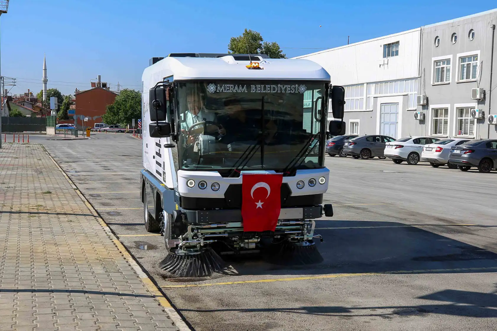 Konya'da hizmet filosu büyüyor! 2026'da 29 yeni iş makinesi