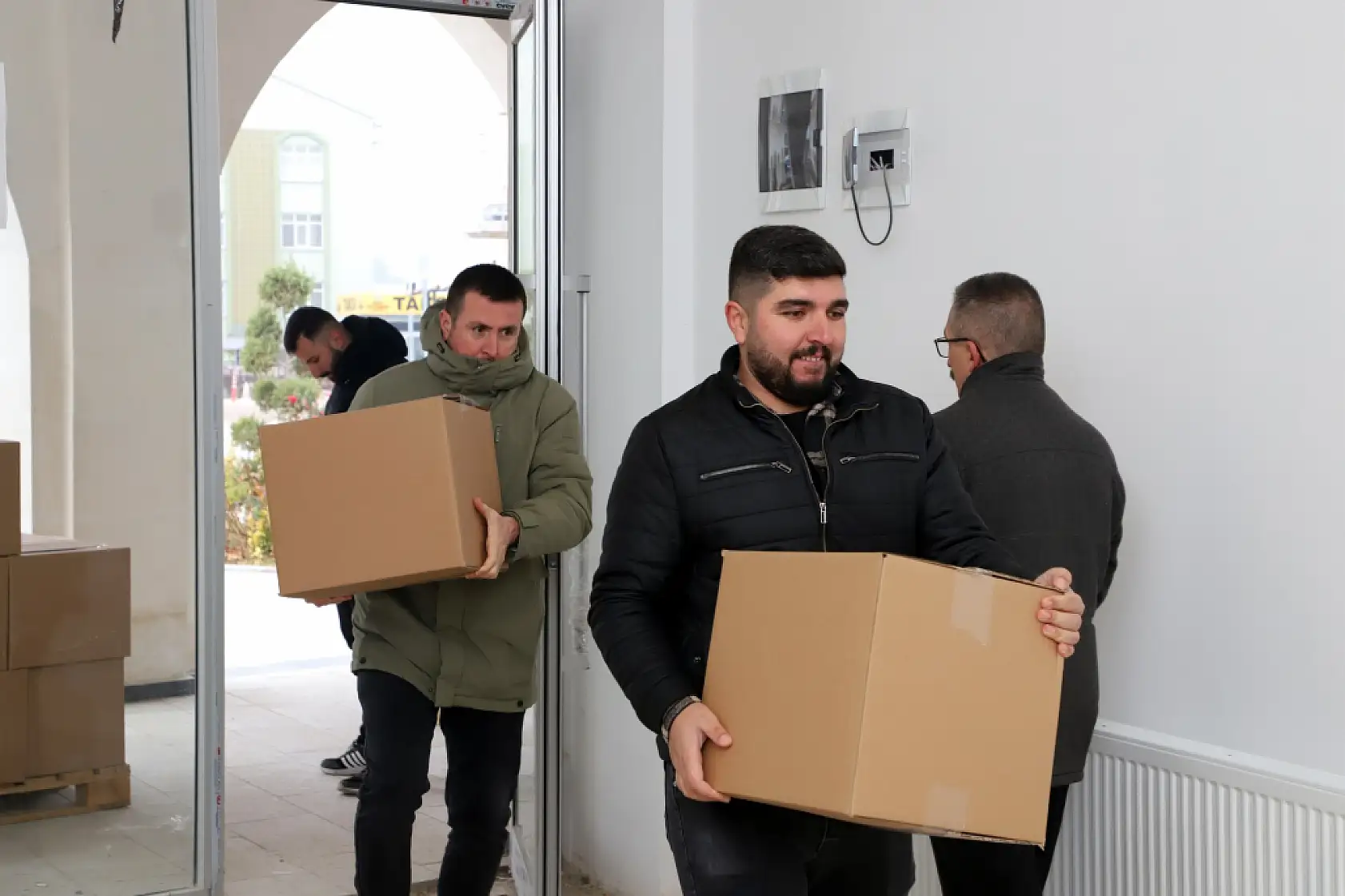 Konya'da hiçbir ev aşsız kalmayacak! 458 aileye bereket ulaştı