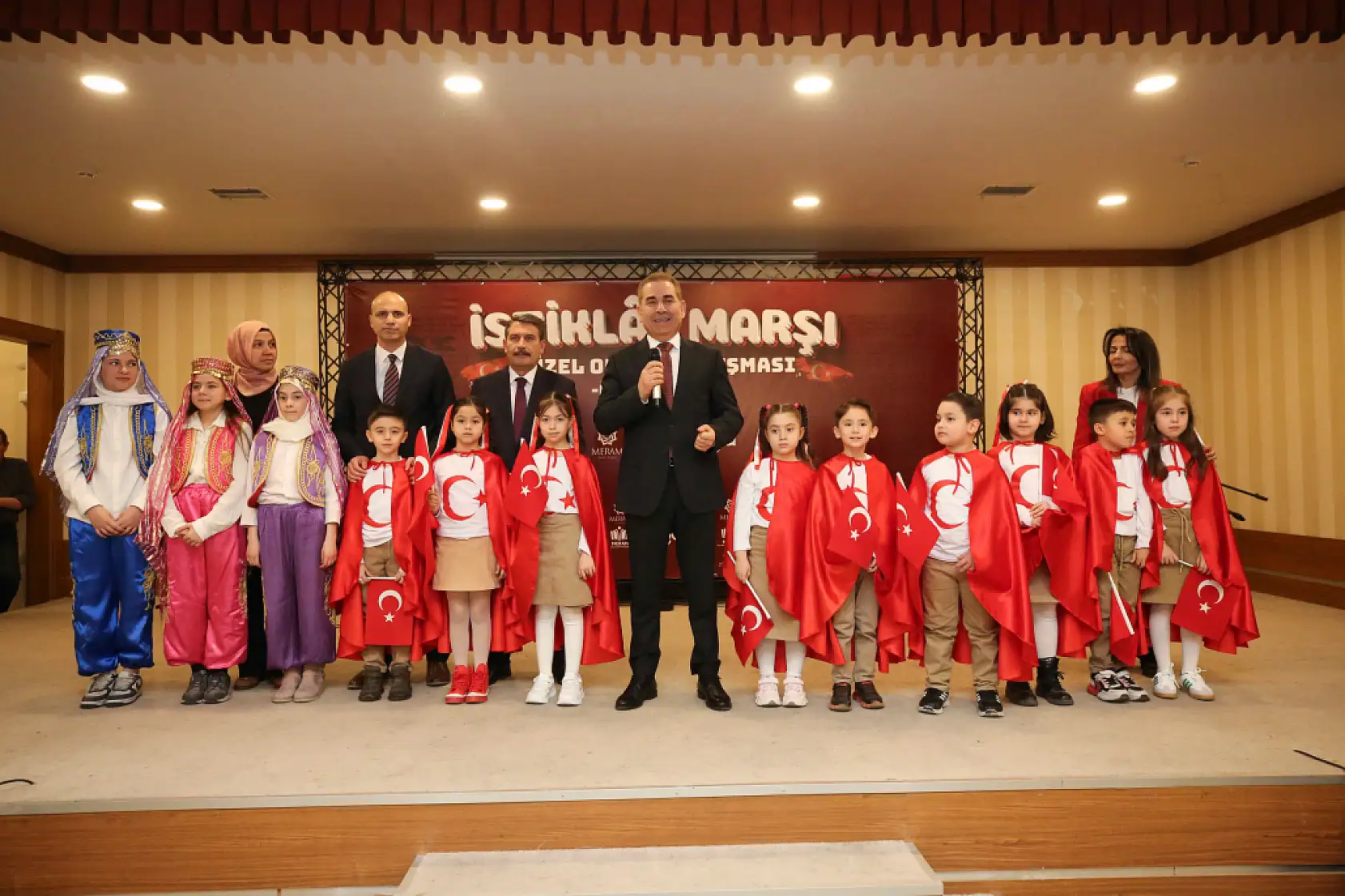 Konya'da minik seslerden büyük gurur: İstiklal Marşı yarışması