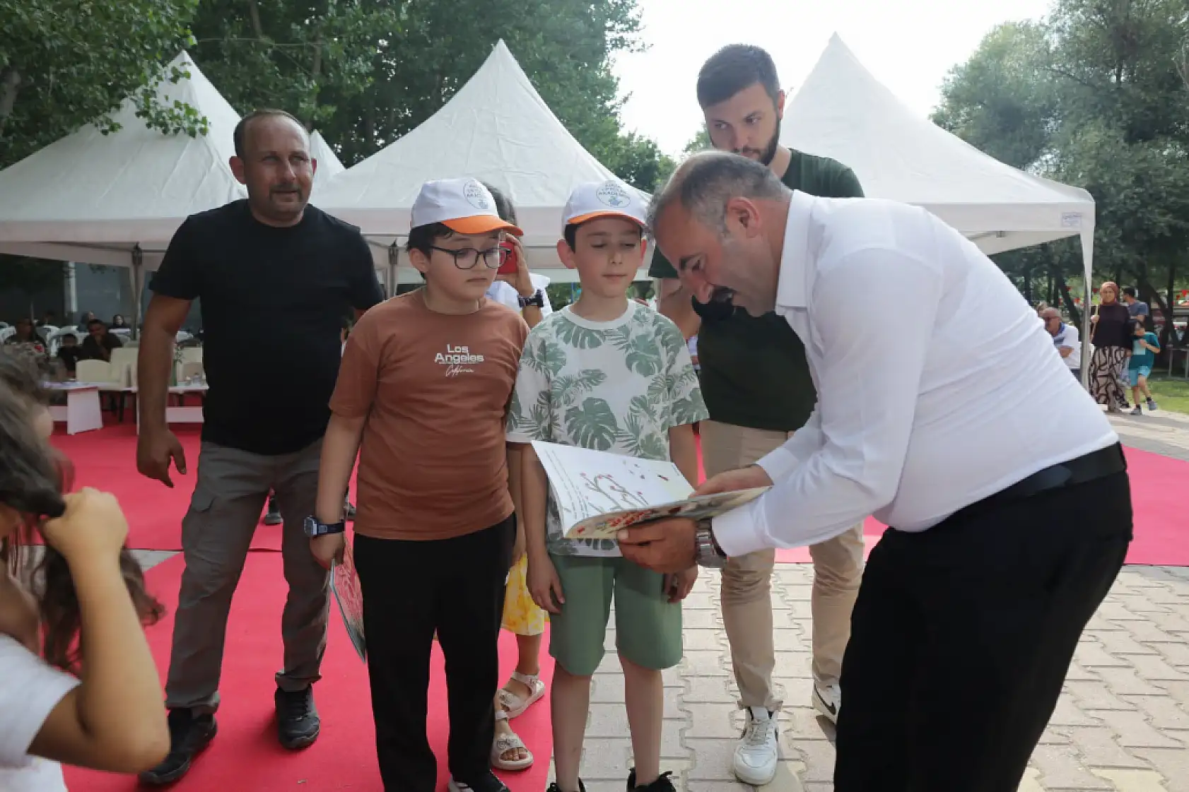 Konya'da Kiraz Festivali renkli görüntülere sahne oldu