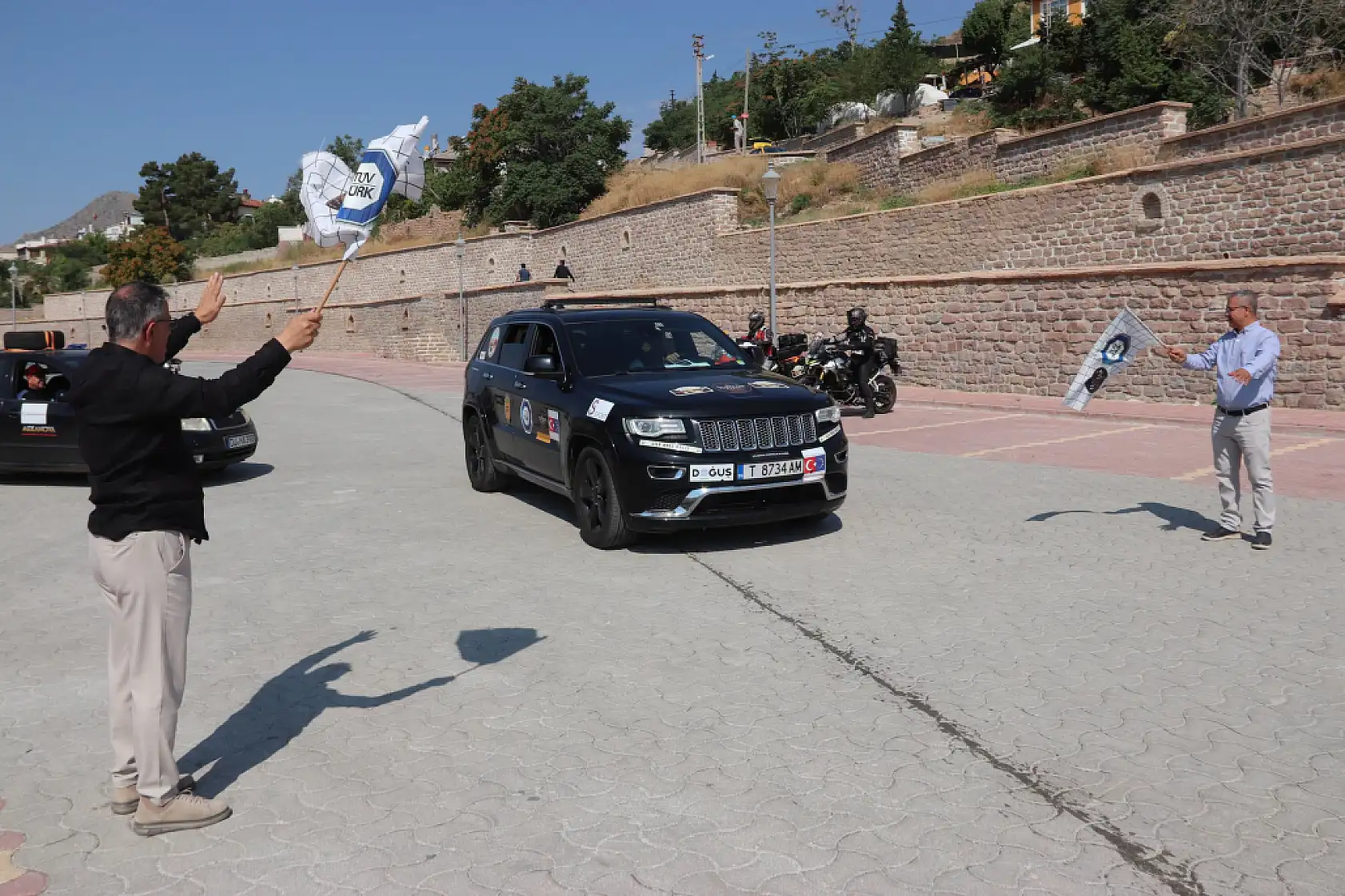 Konya'da huzurevi sakinlerine ralli heyecanı